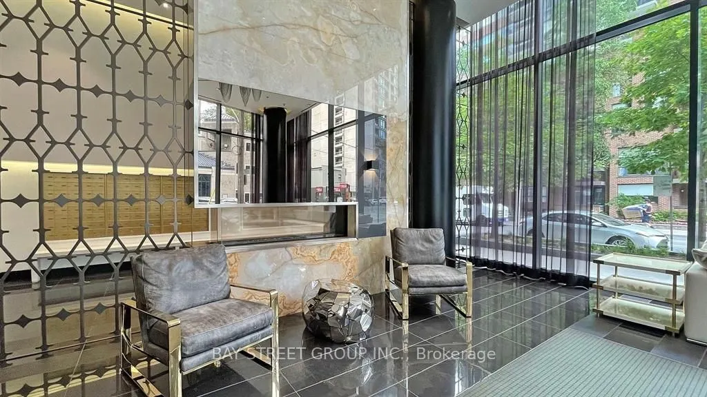 32 Davenport Road #2608