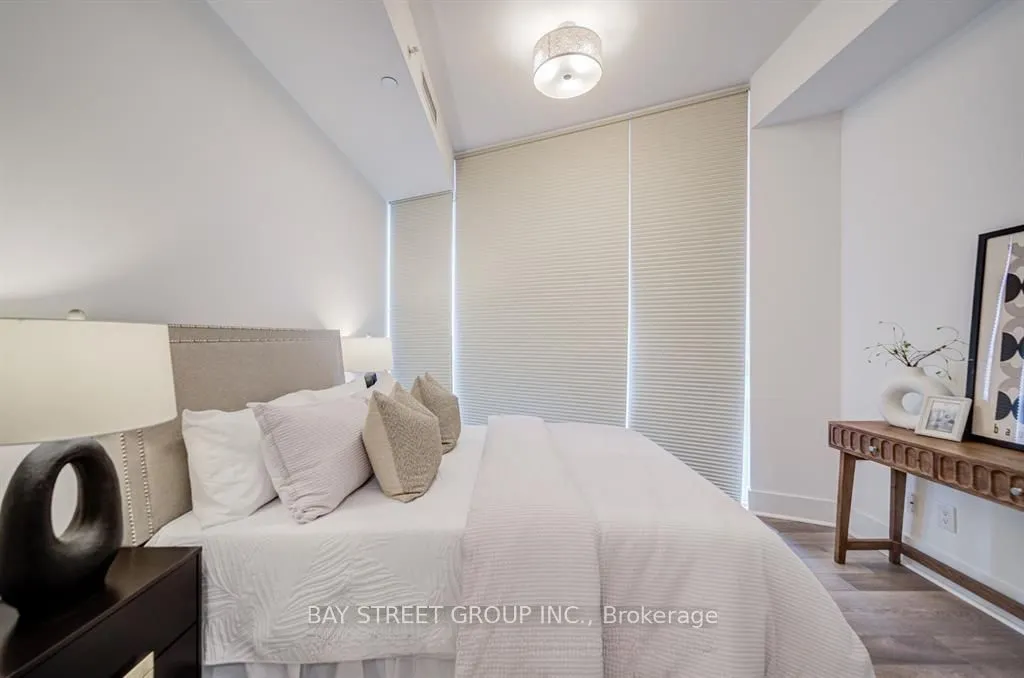 32 Davenport Road #2608
