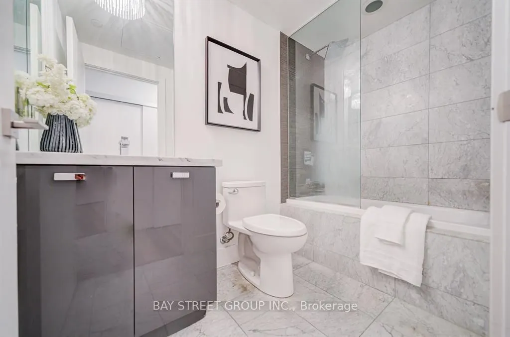 32 Davenport Road #2608