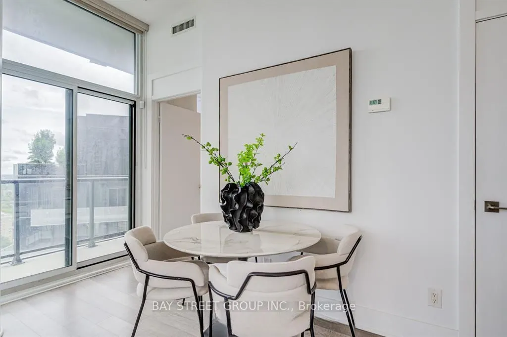 32 Davenport Road #2608