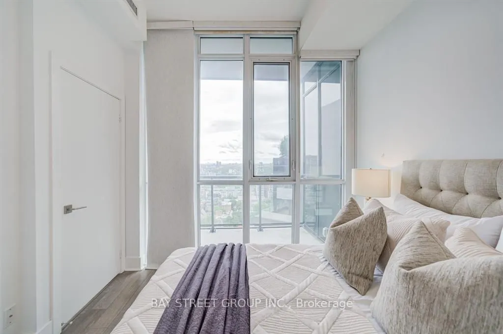 32 Davenport Road #2608