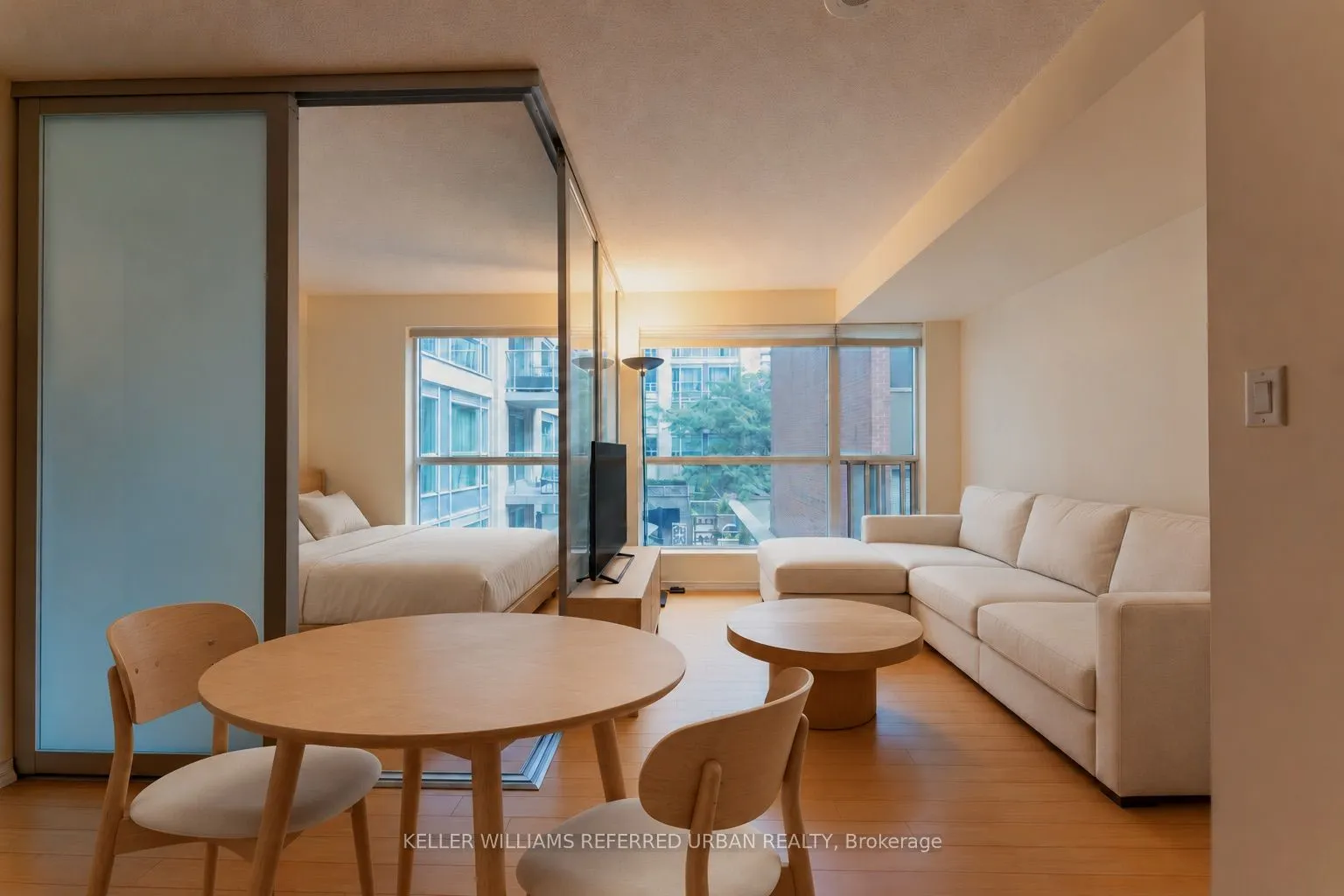 230 King Street E #304