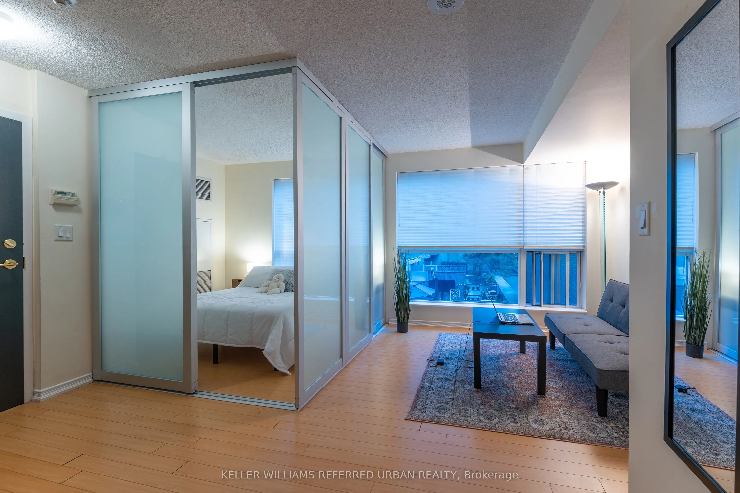 230 King Street E #304