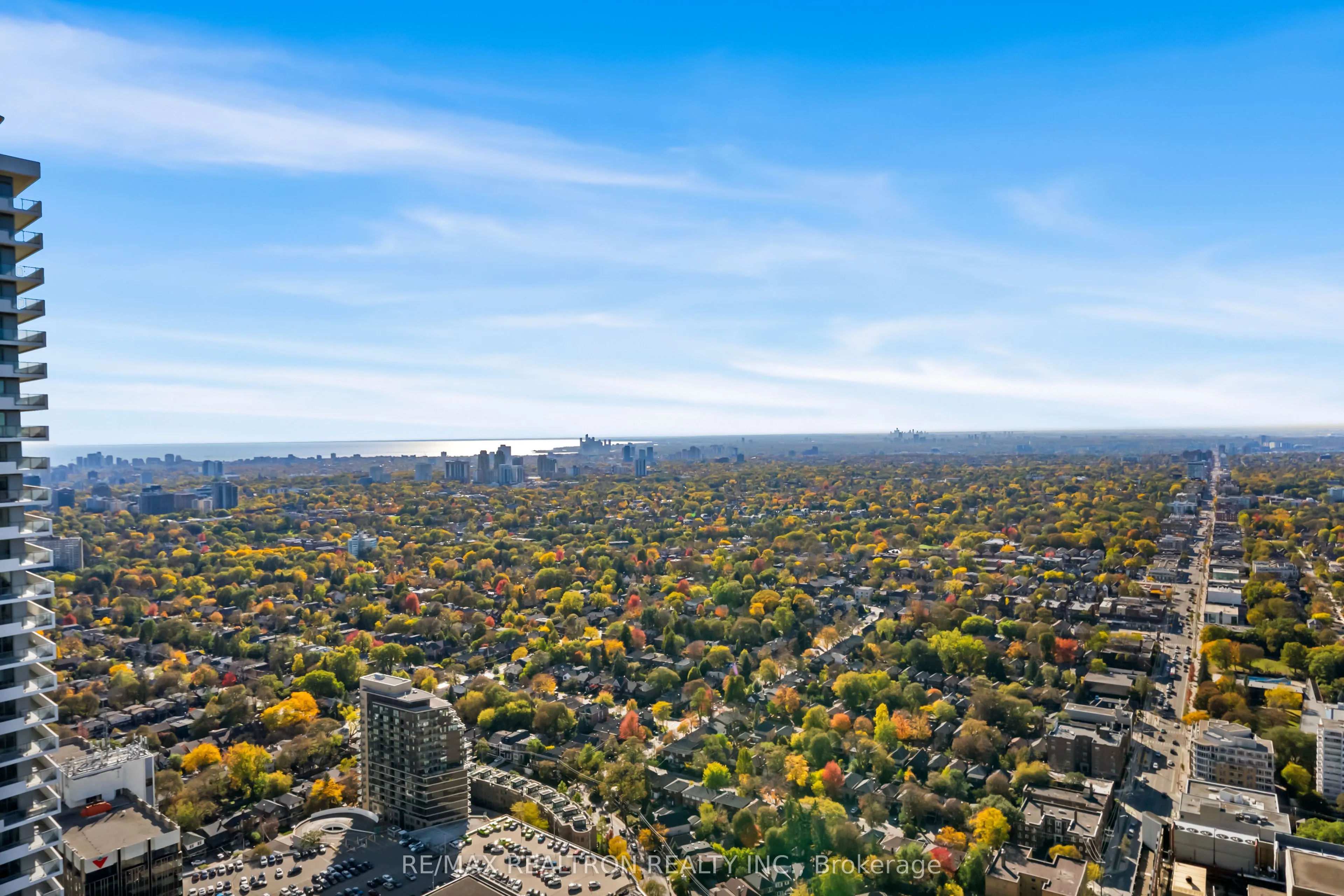 8 Eglinton Avenue E #4711