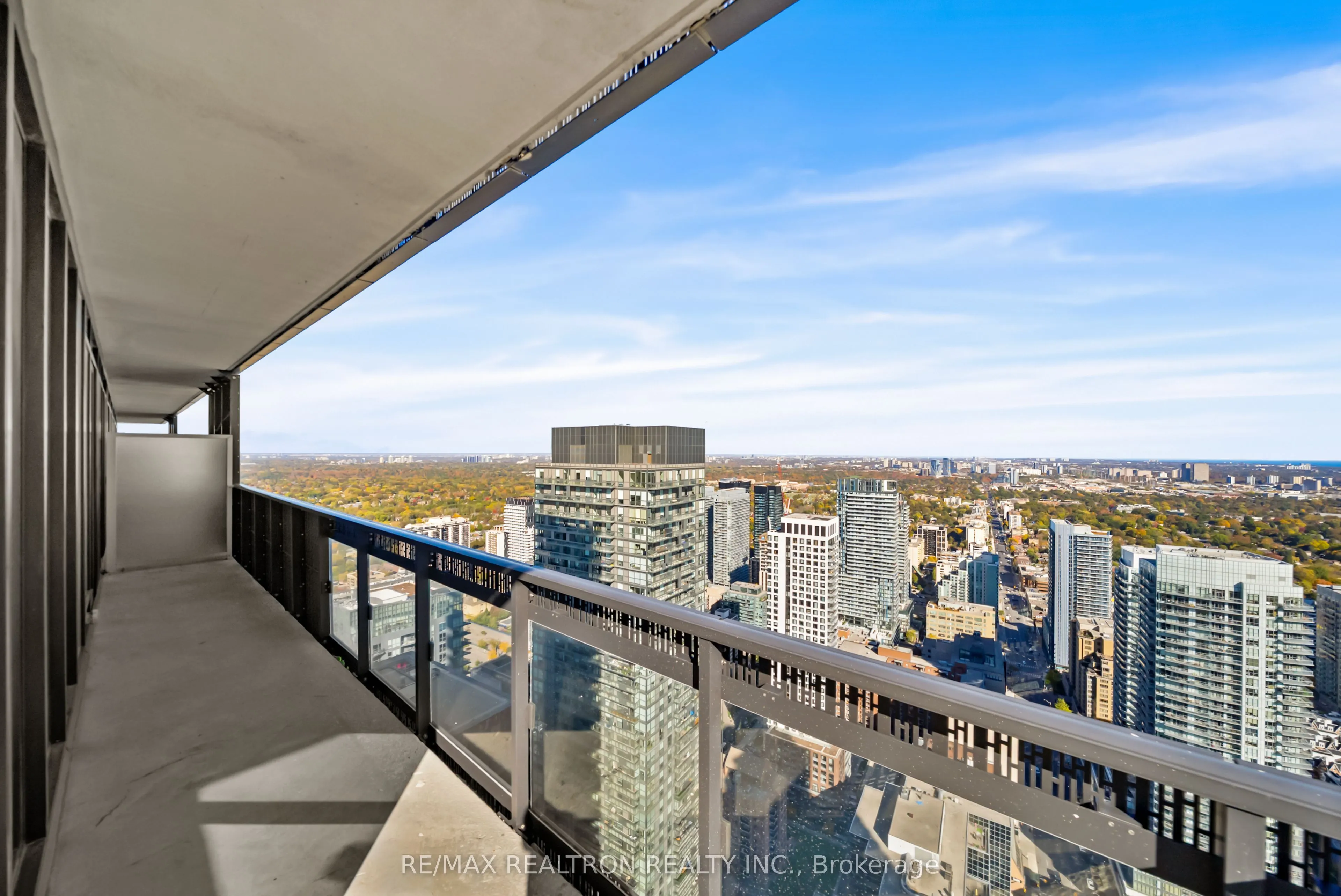 8 Eglinton Avenue E #4711
