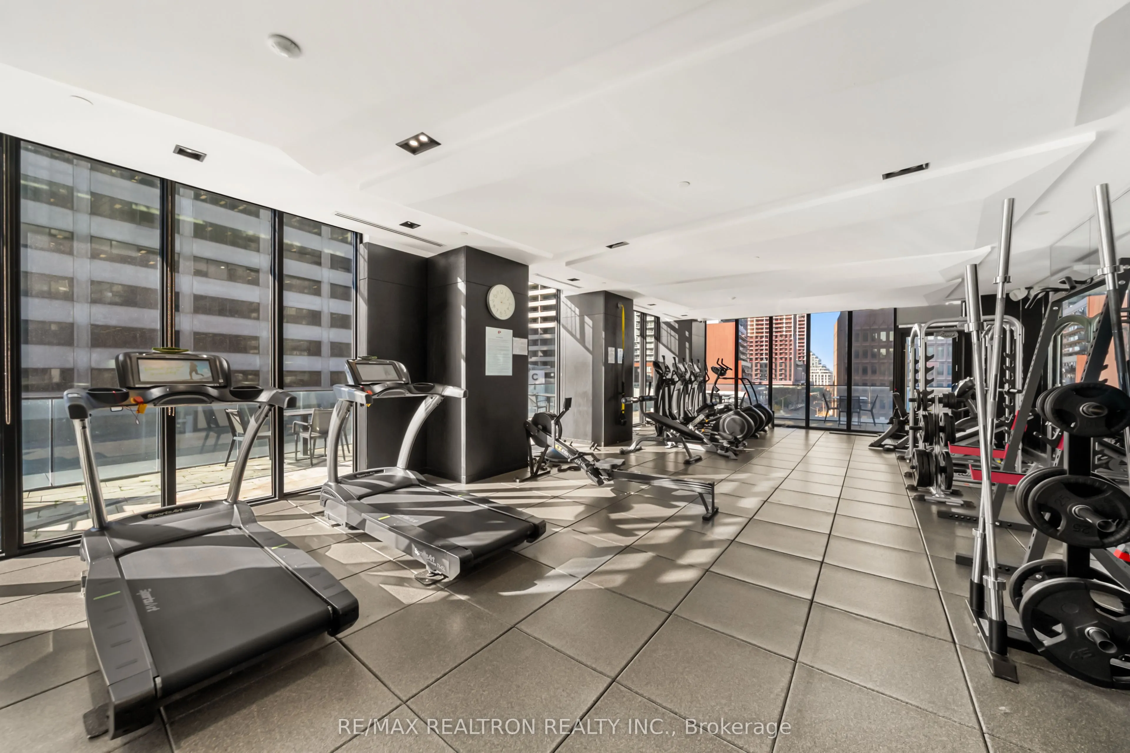 8 Eglinton Avenue E #4711