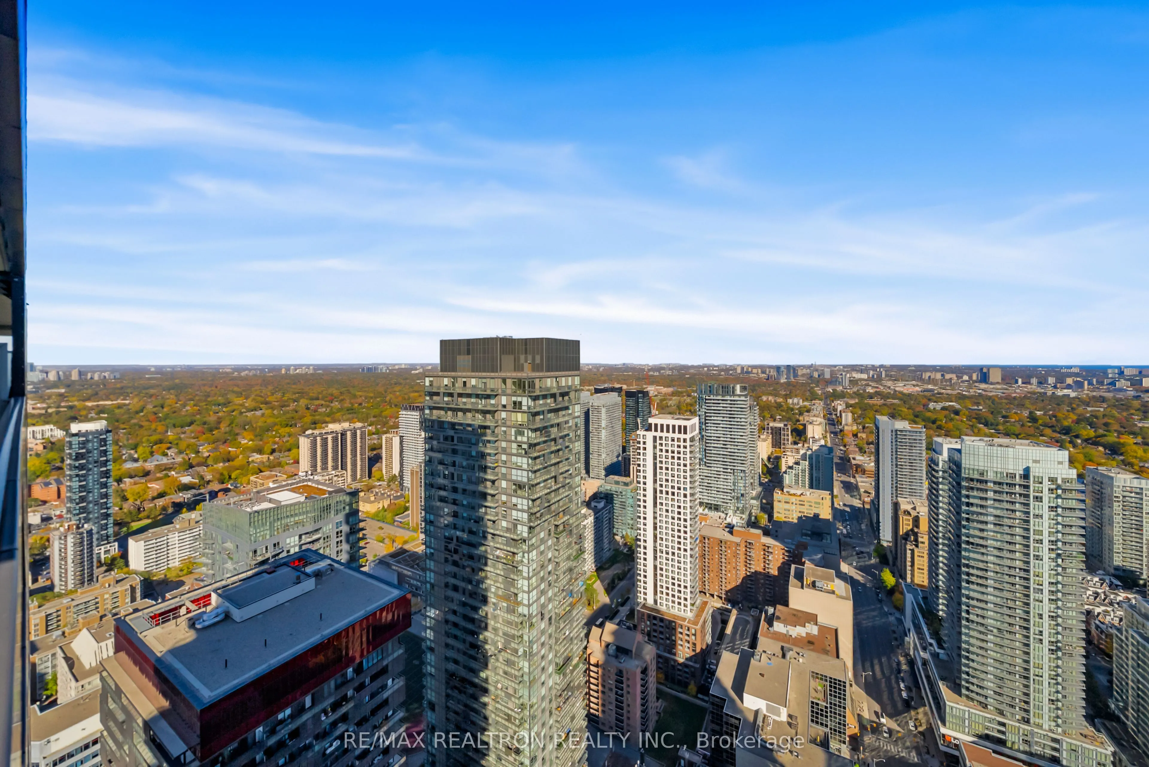8 Eglinton Avenue E #4711