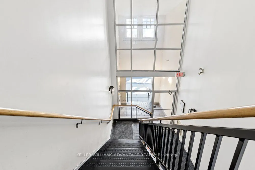 394 Euclid Avenue #201