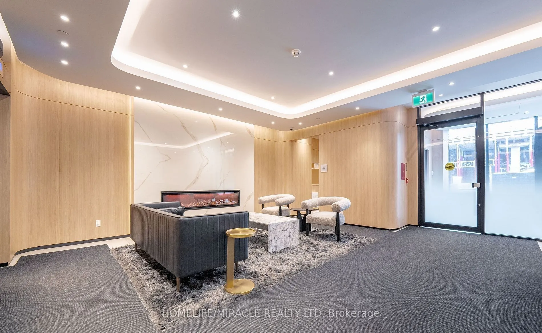 185 Alberta Avenue #703