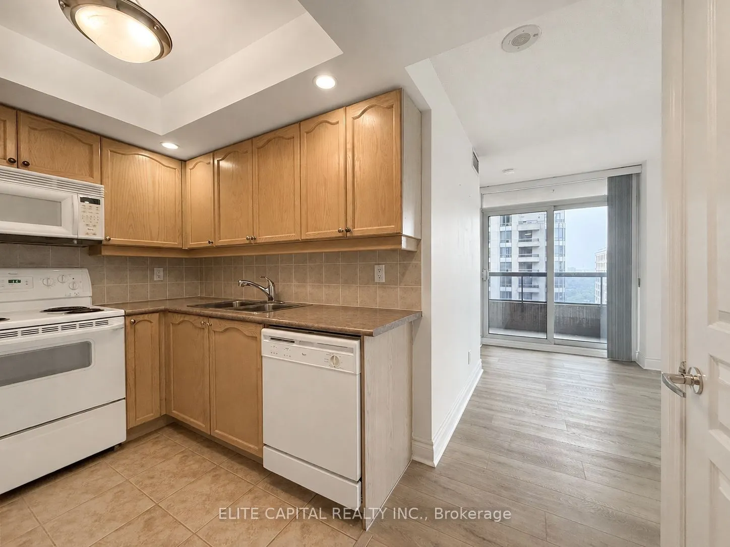 15 Northtown Way #2018