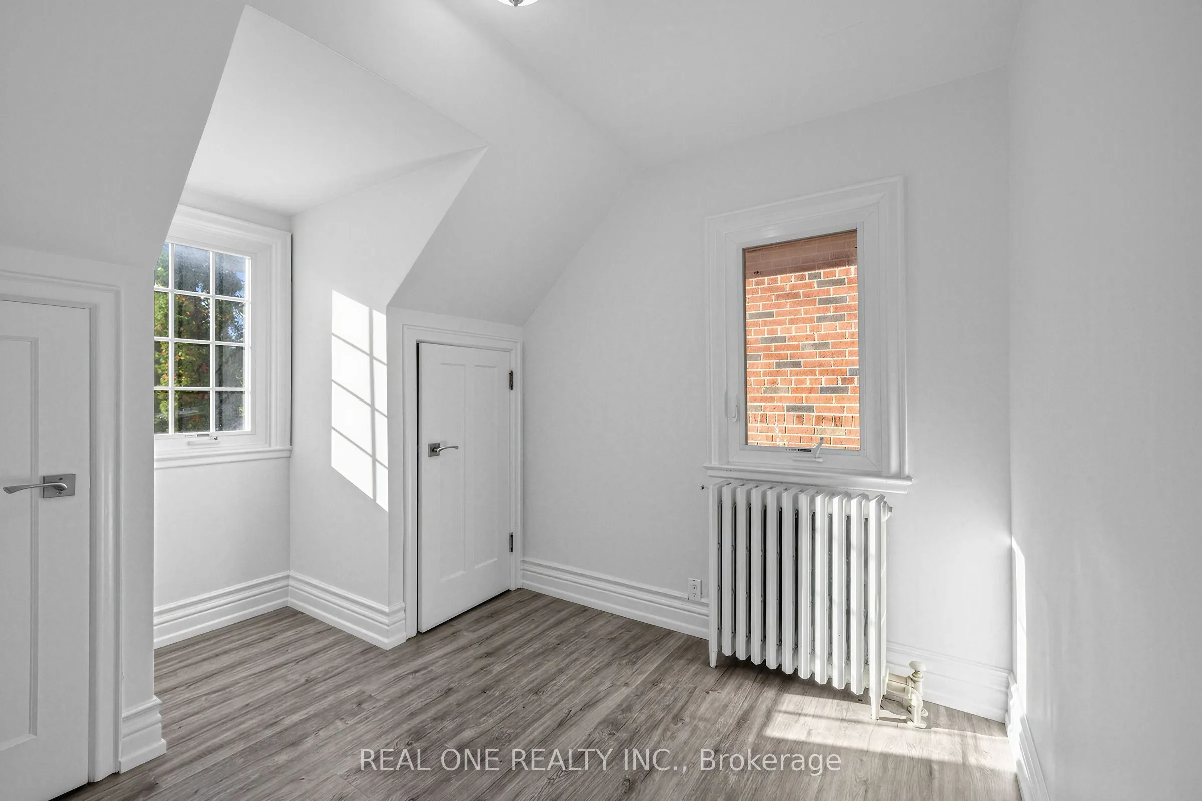 603 Spadina Road