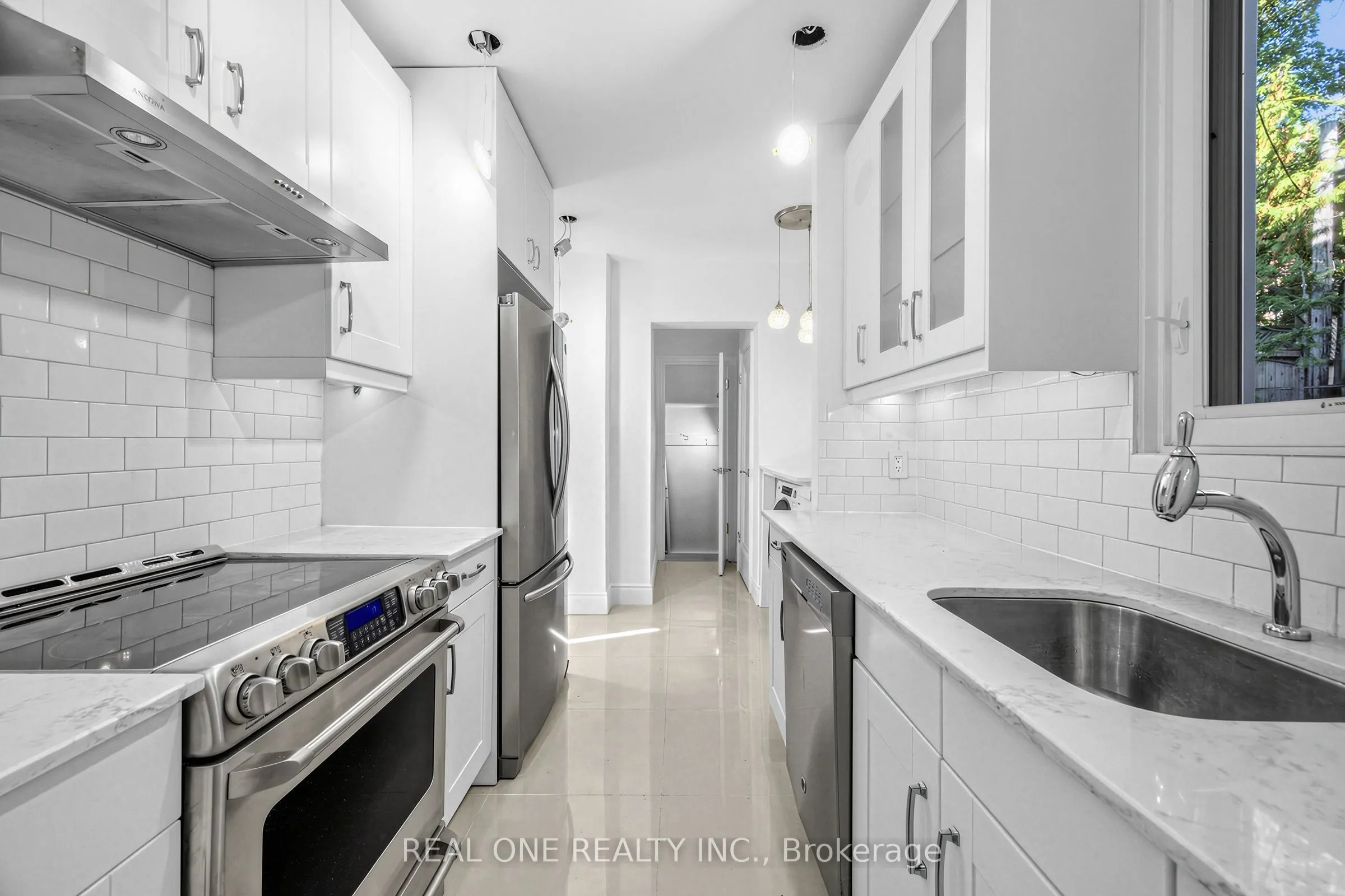 603 Spadina Road