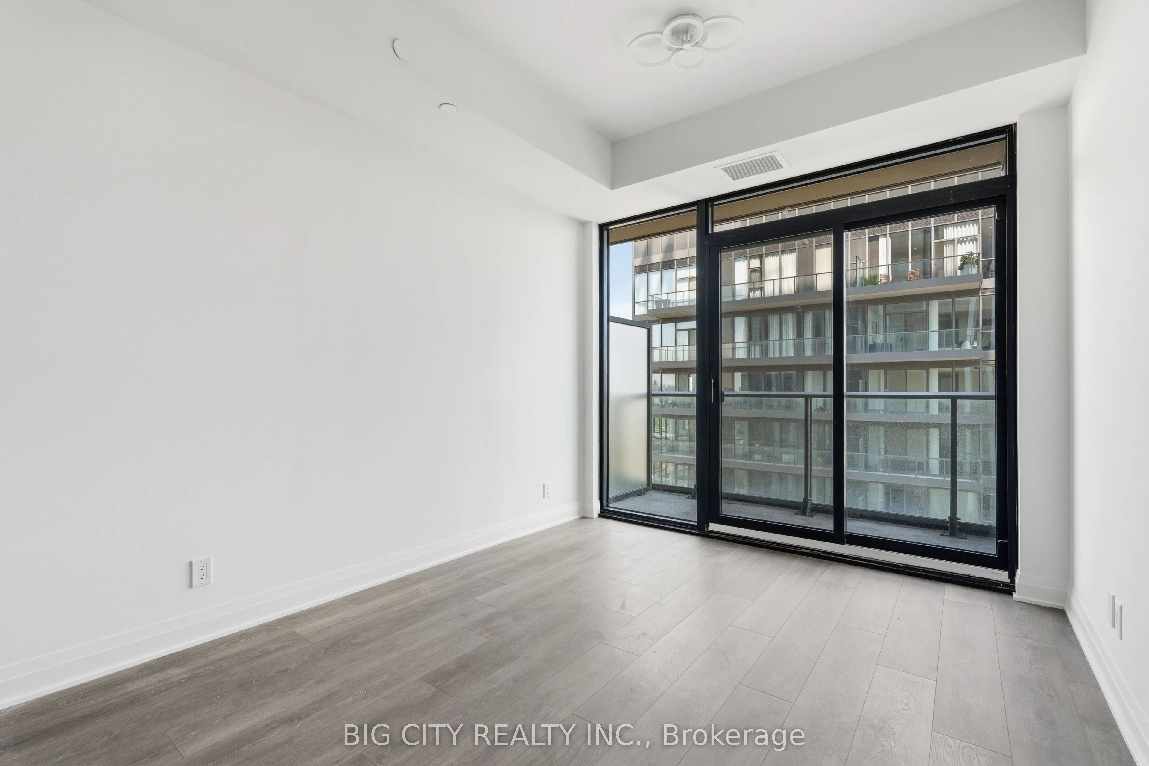 25 Frederick Todd Way #2006