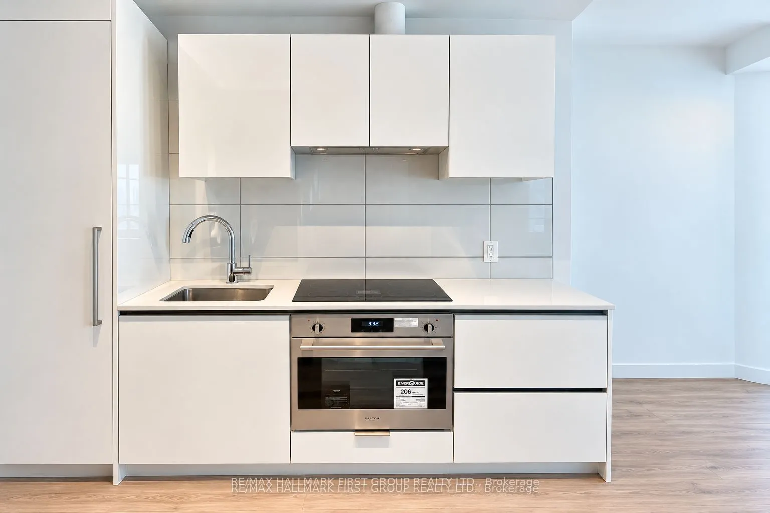 230 Simcoe Street #1235
