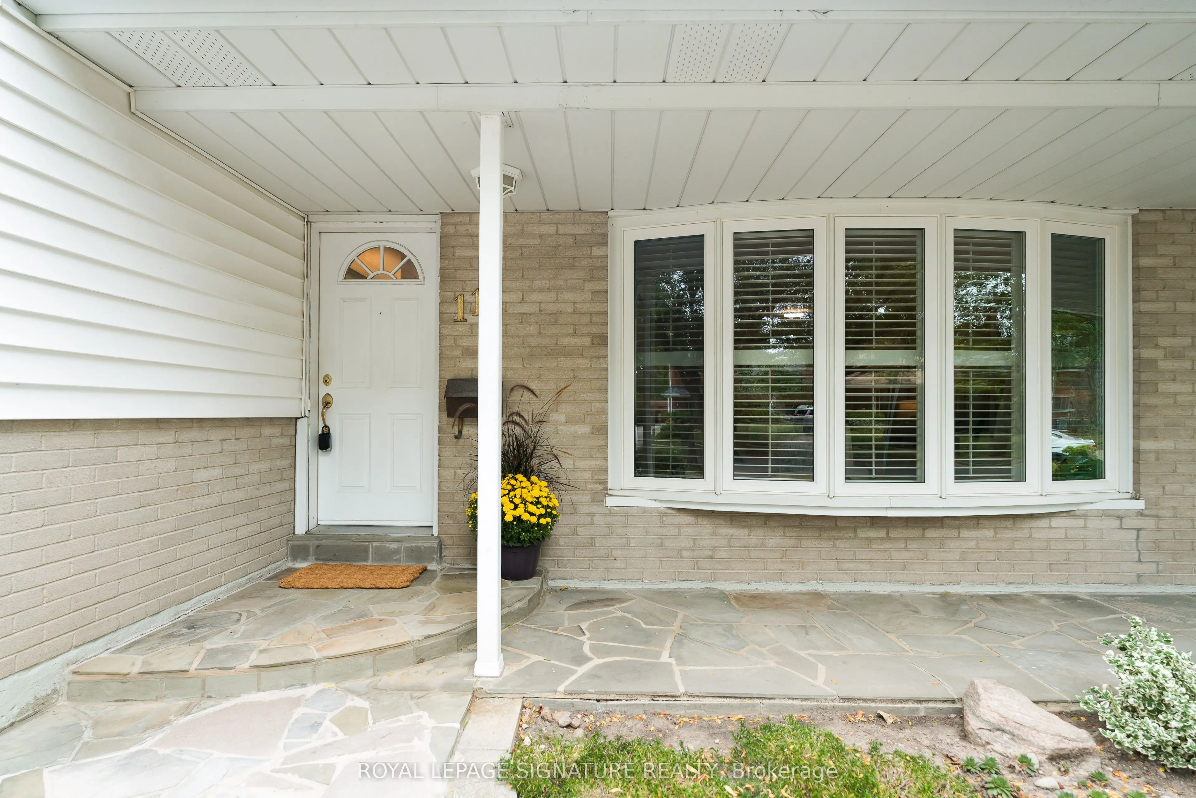 11 Bellbury Crescent