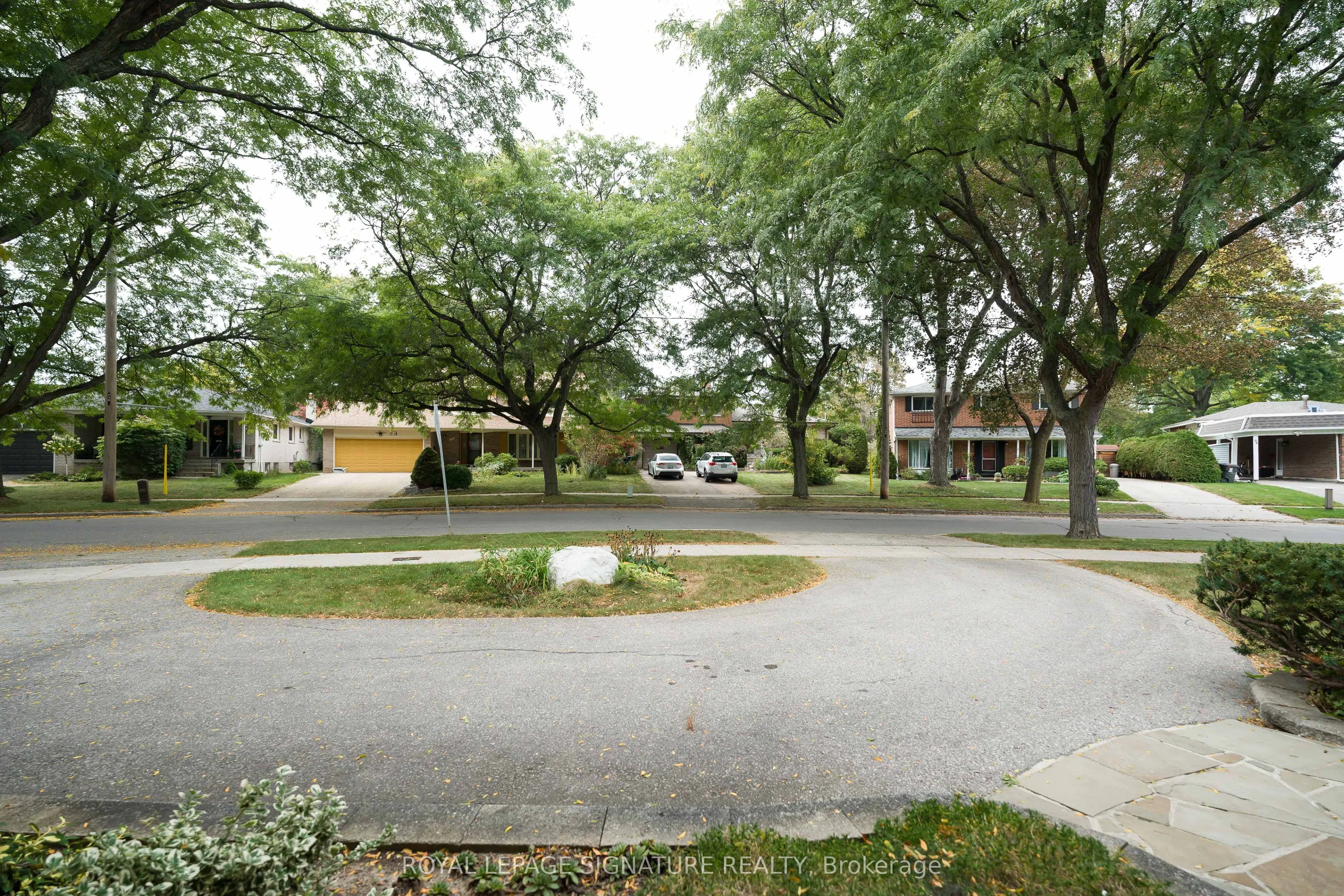 11 Bellbury Crescent