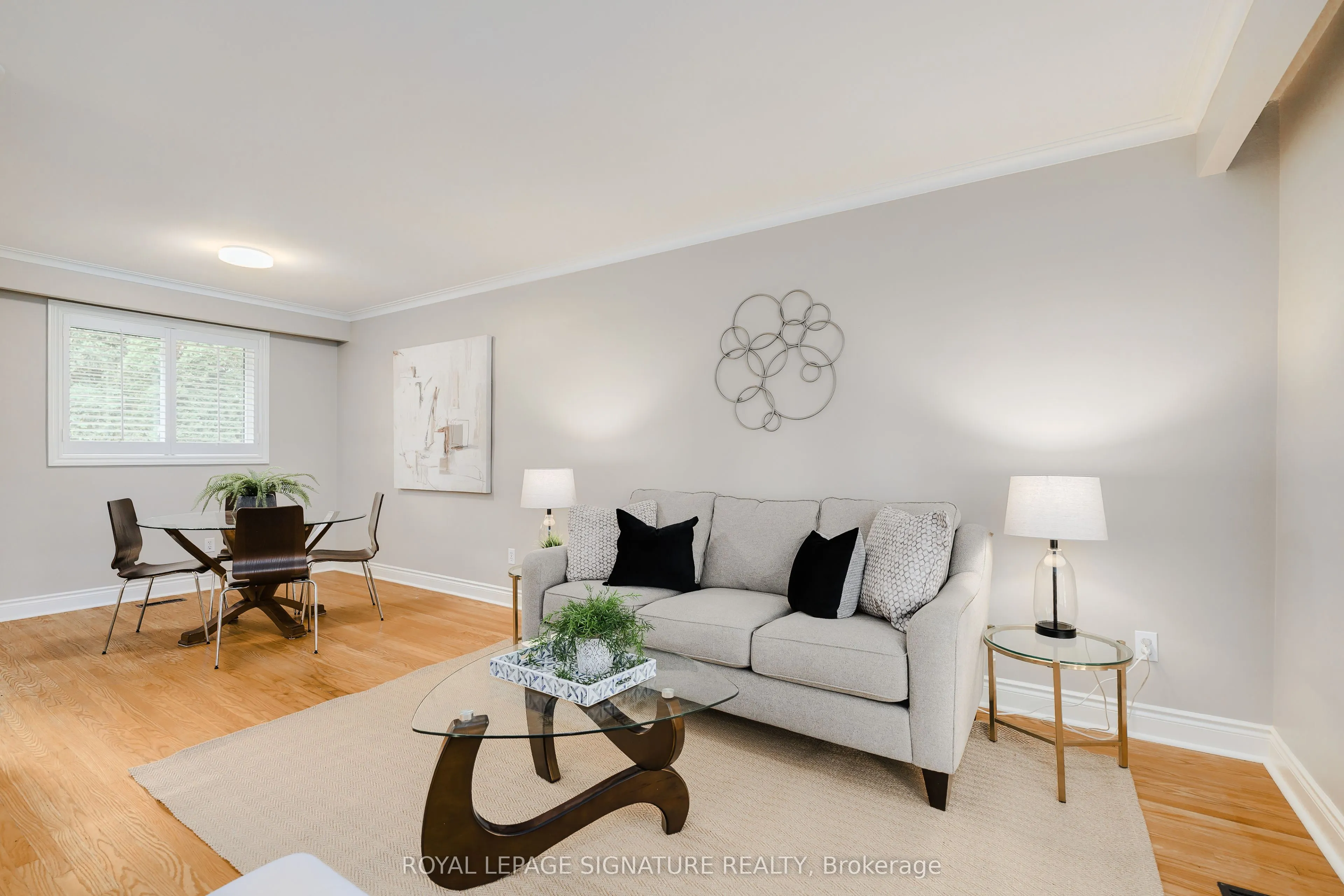 11 Bellbury Crescent