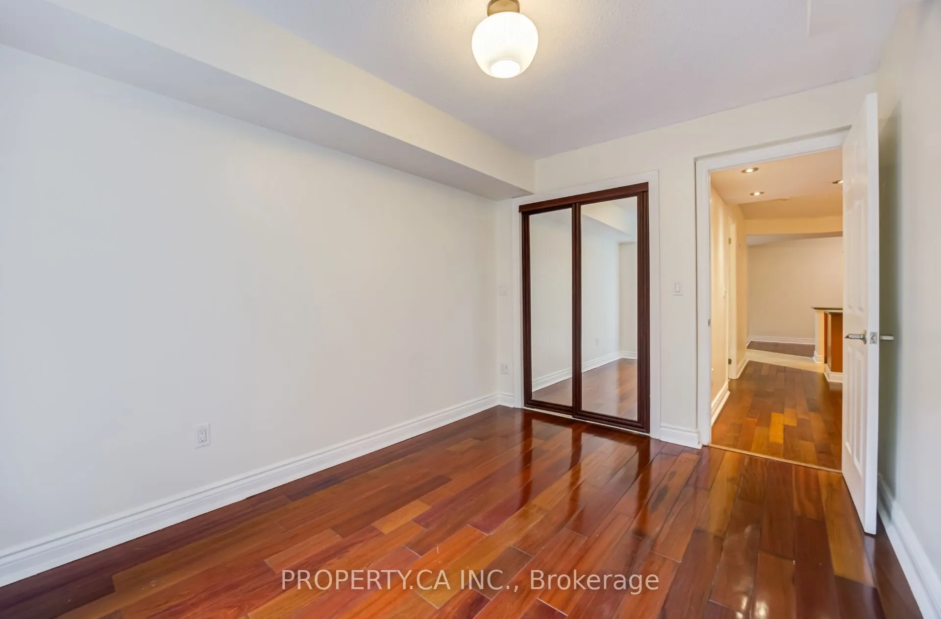330 Adelaide Street E #209