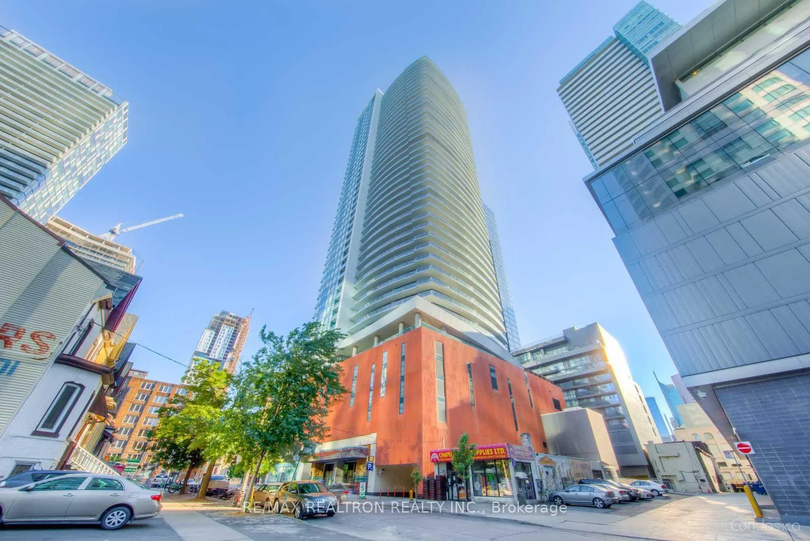 21 Widmer Street #3507