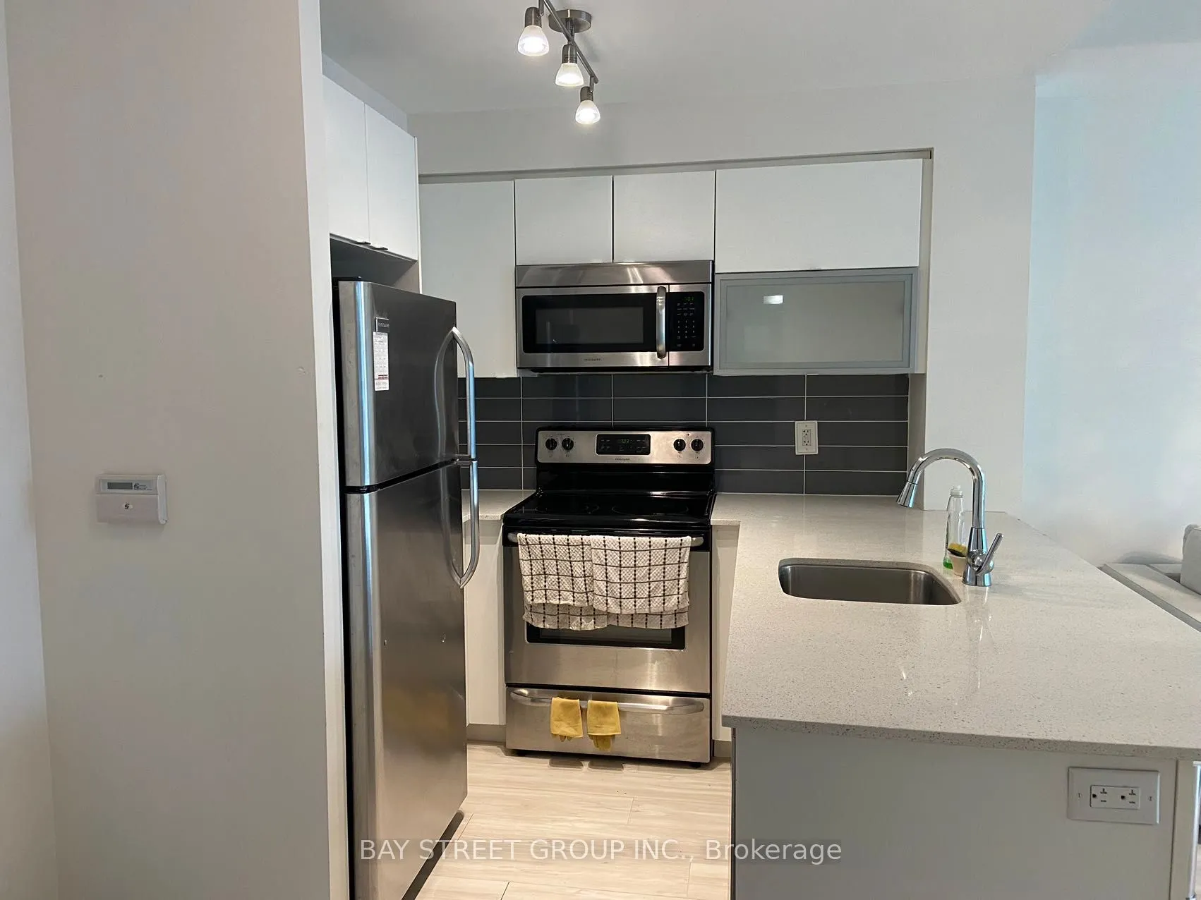 150 East Liberty Street #417