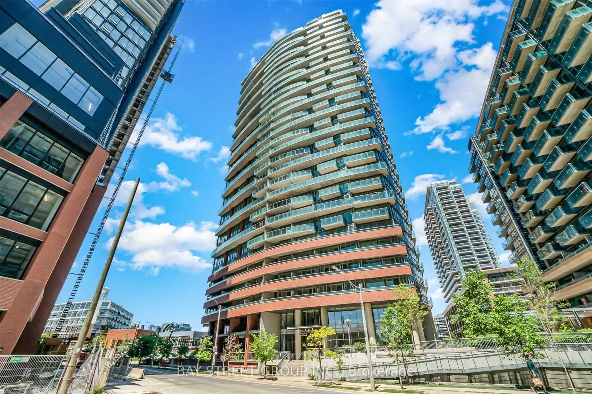 150 East Liberty Street #417