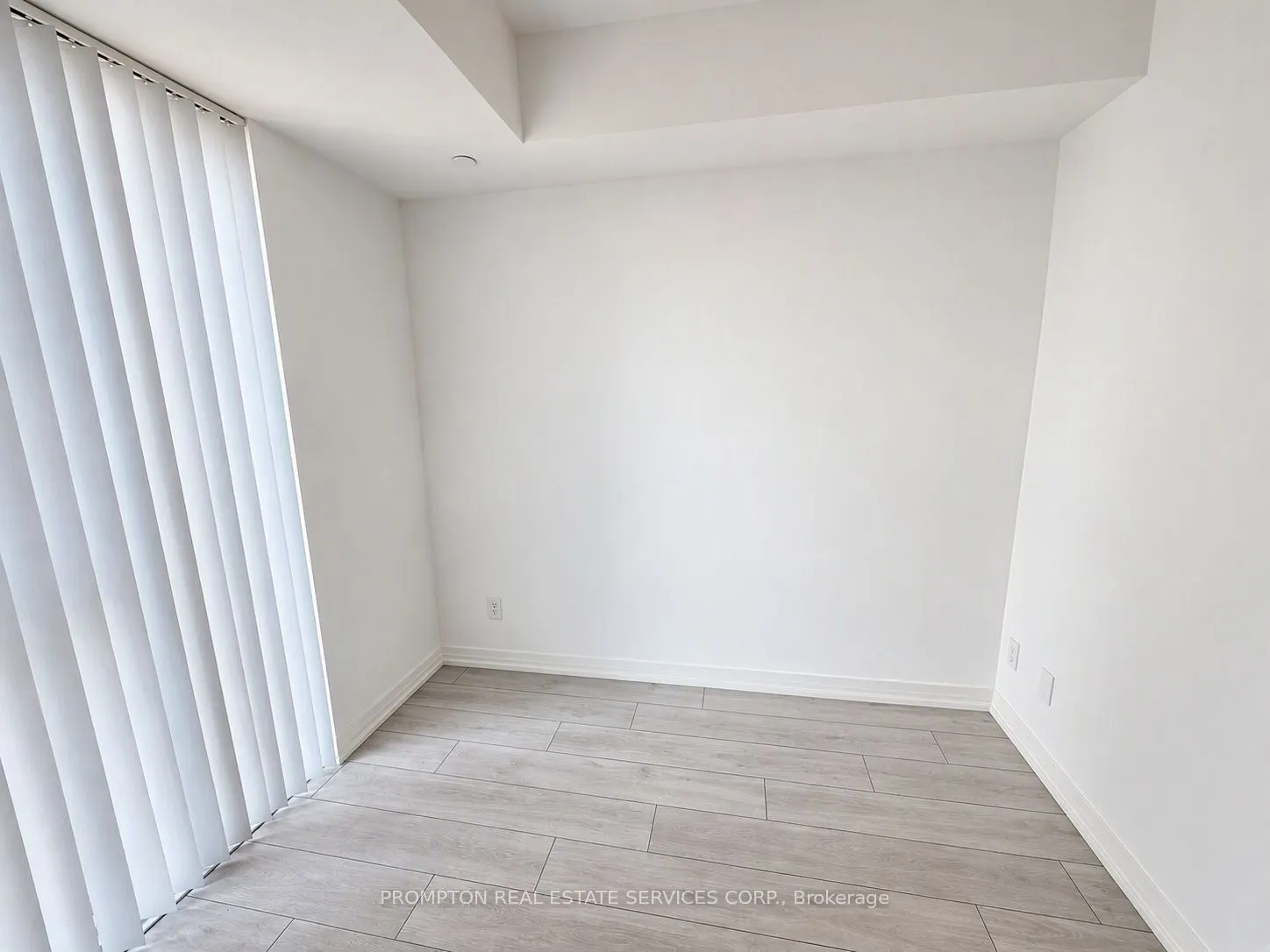 400 King Street W #2919