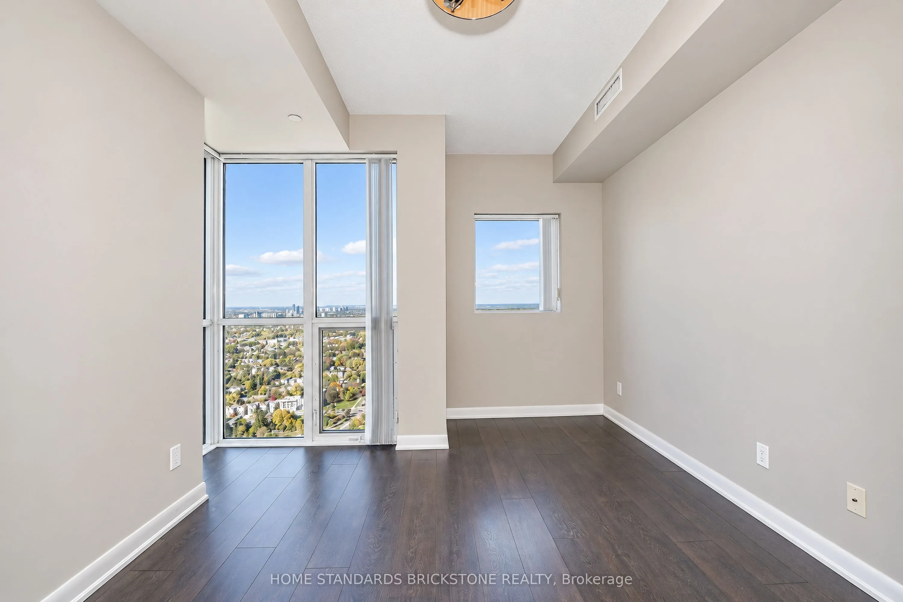 5168 Yonge Street #Ph205