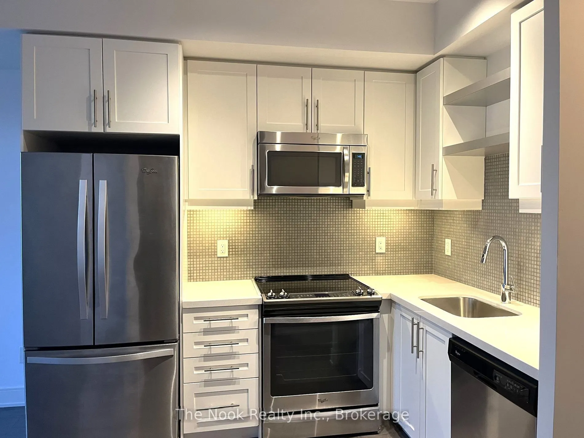 525 Adelaide Street W #1728