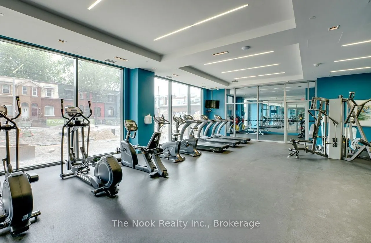 525 Adelaide Street W #1728