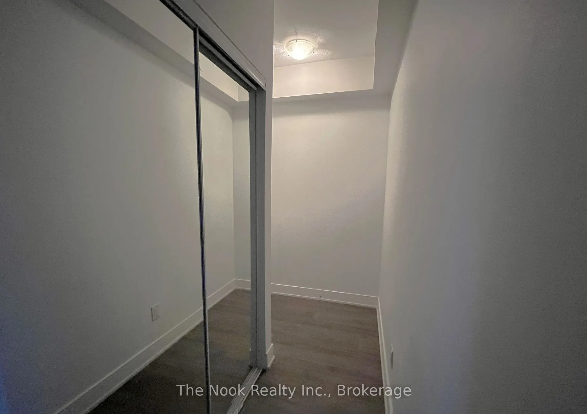 525 Adelaide Street W #1728
