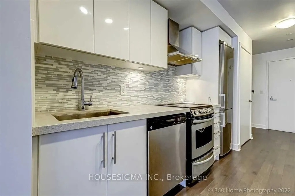 58 Orchard View Boulevard #1005