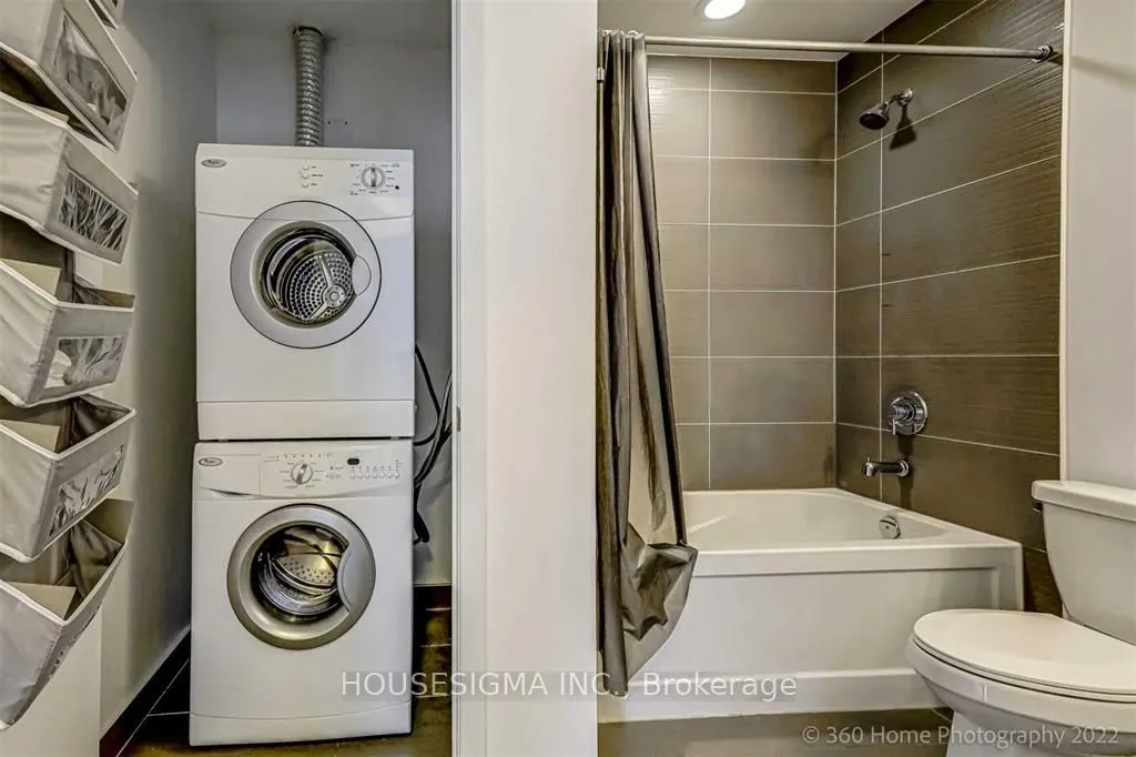 58 Orchard View Boulevard #1005