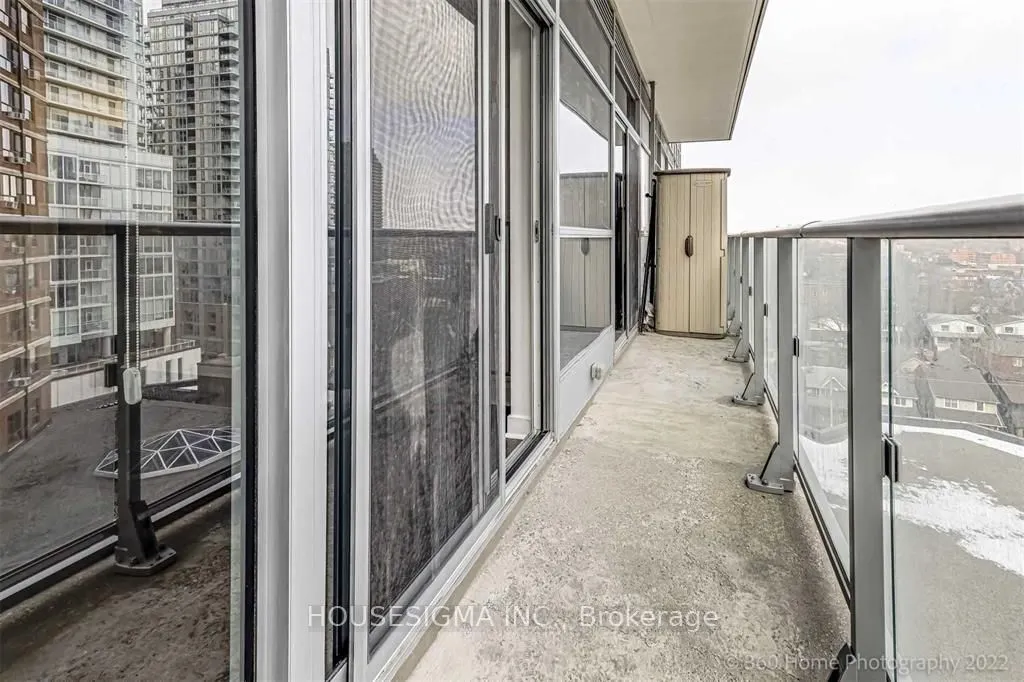 58 Orchard View Boulevard #1005