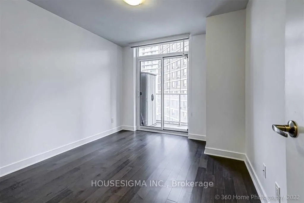 58 Orchard View Boulevard #1005