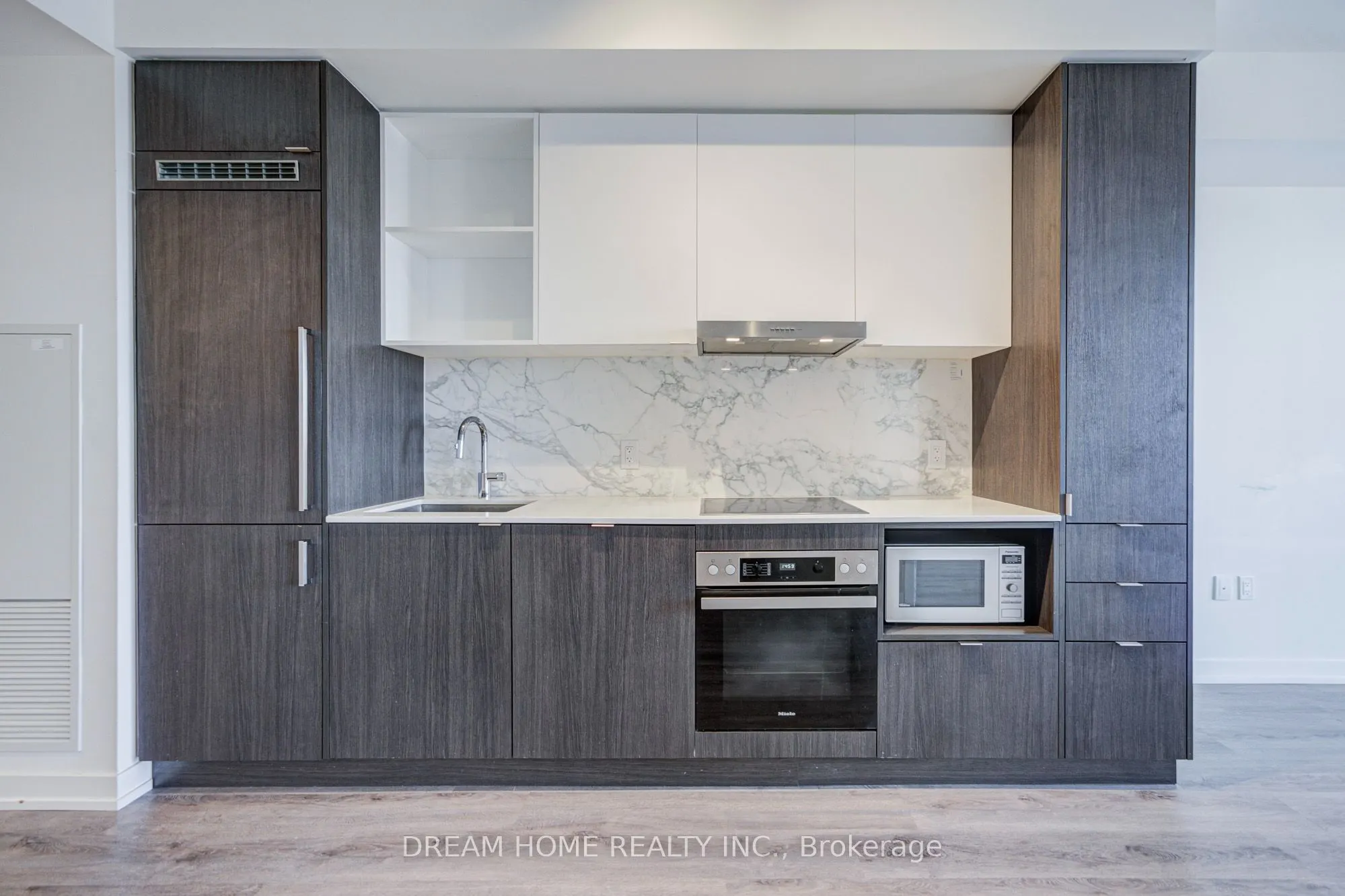 138 Downes Street #6701