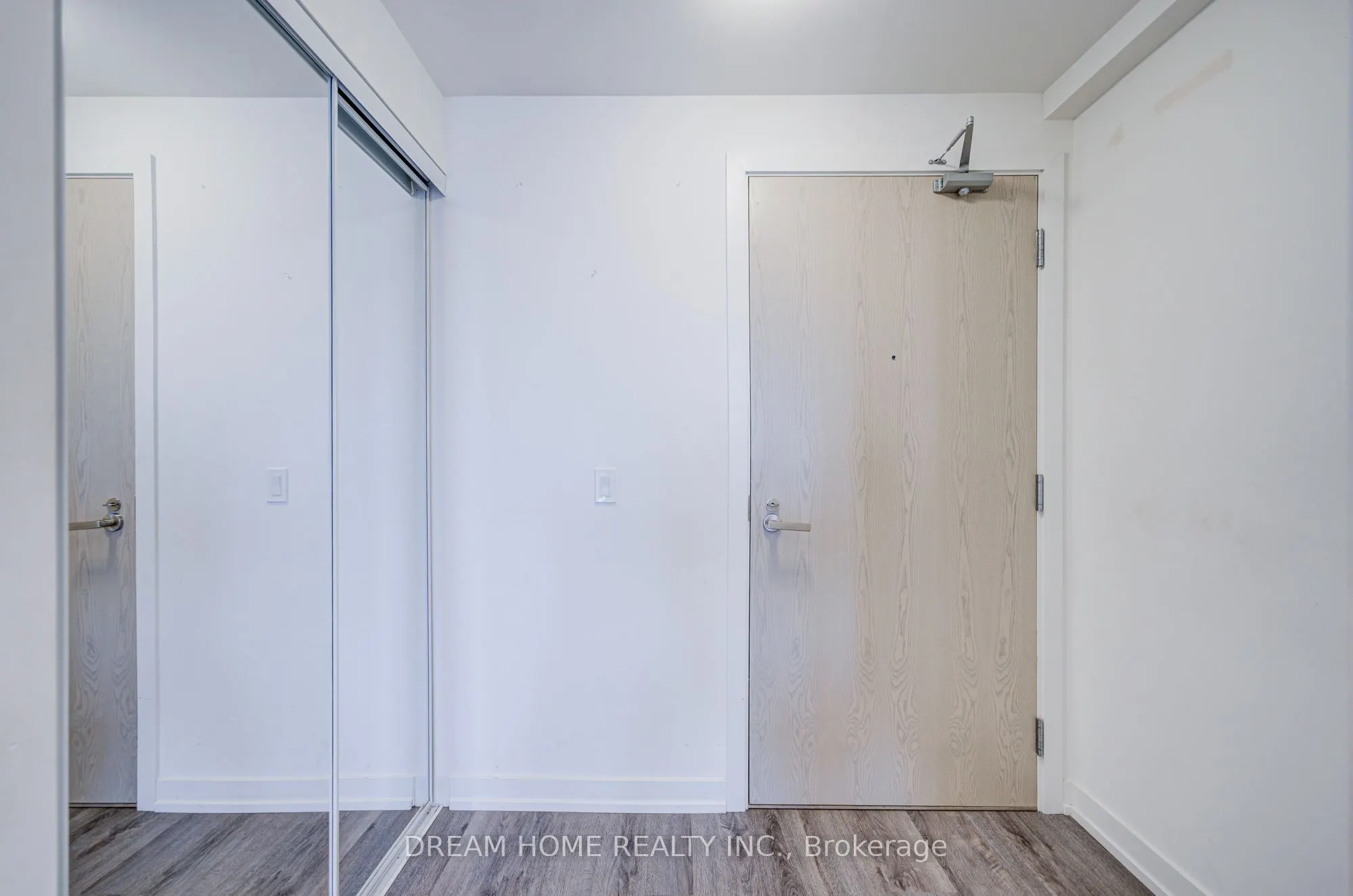 138 Downes Street #6701