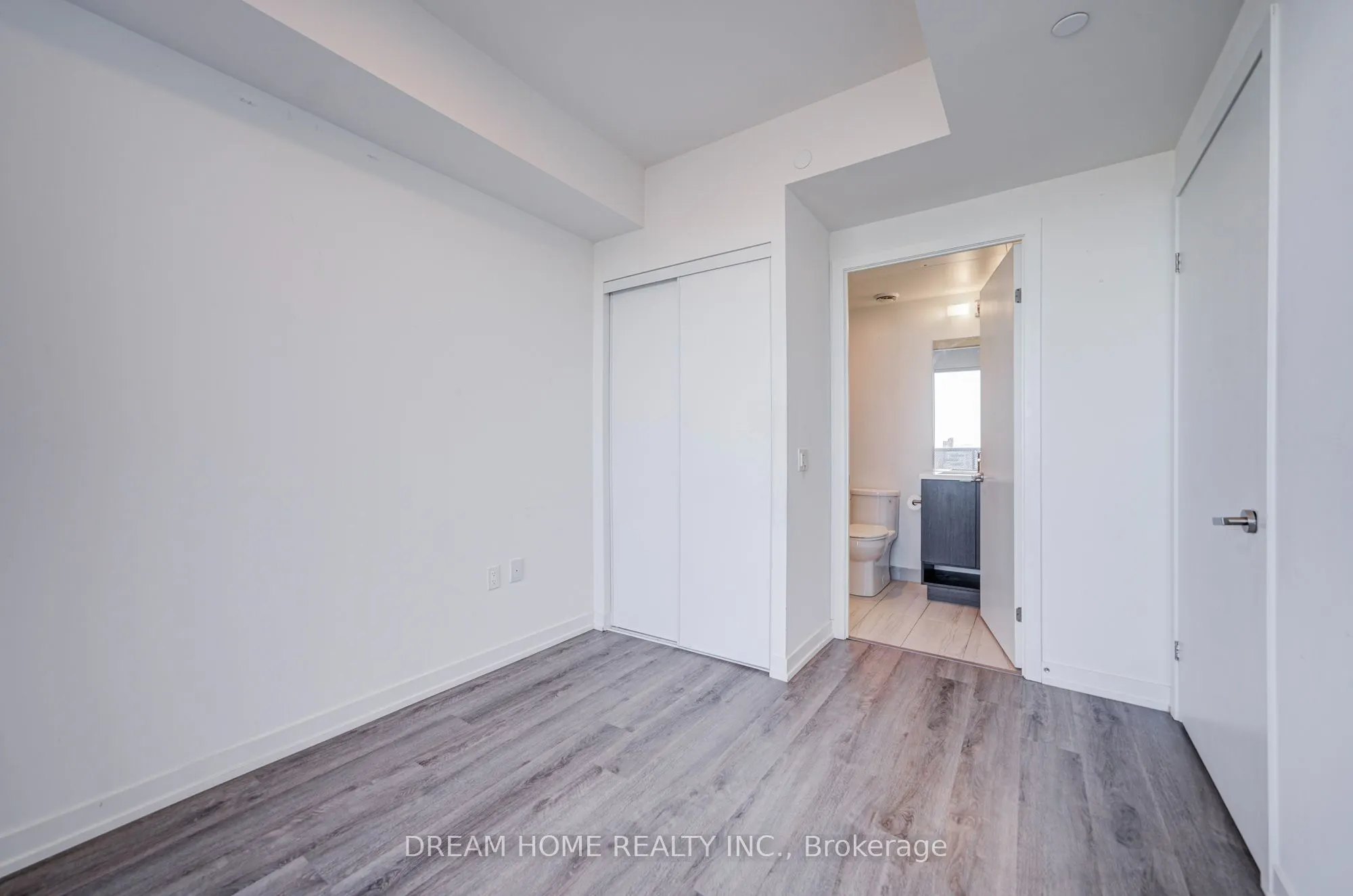 138 Downes Street #6701