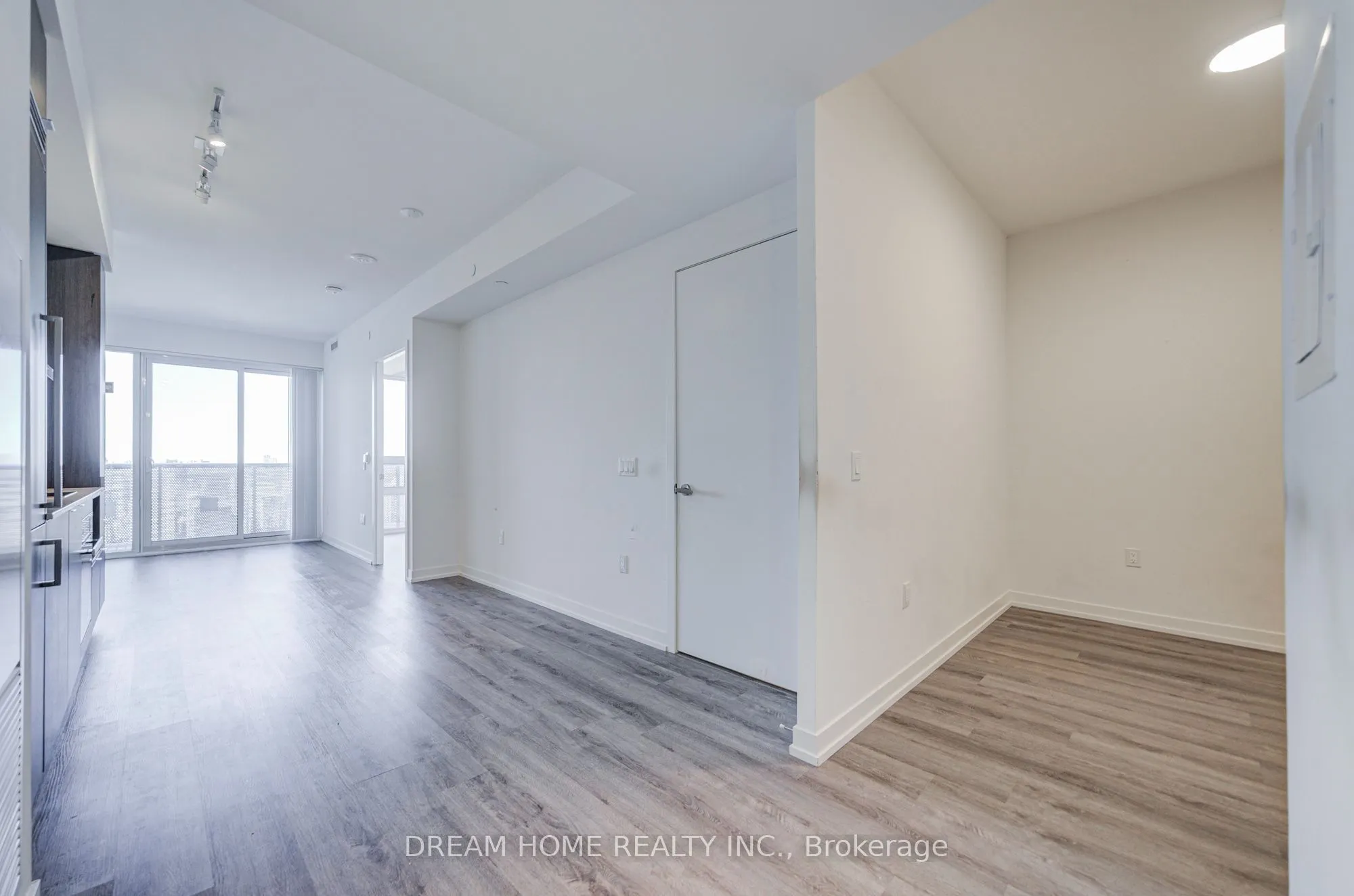 138 Downes Street #6701