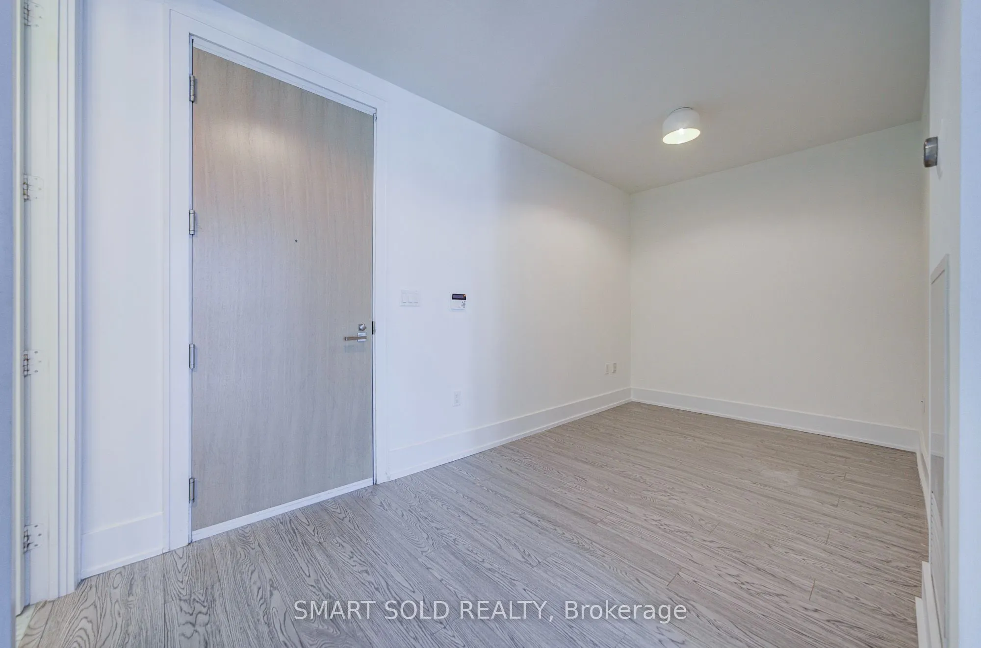 39 Queens Quay E #436
