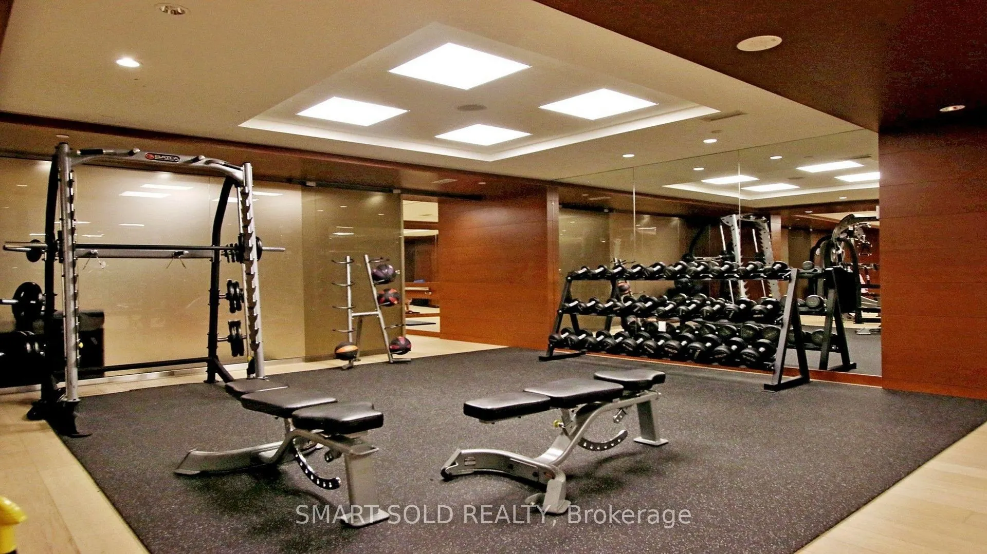 39 Queens Quay E #436