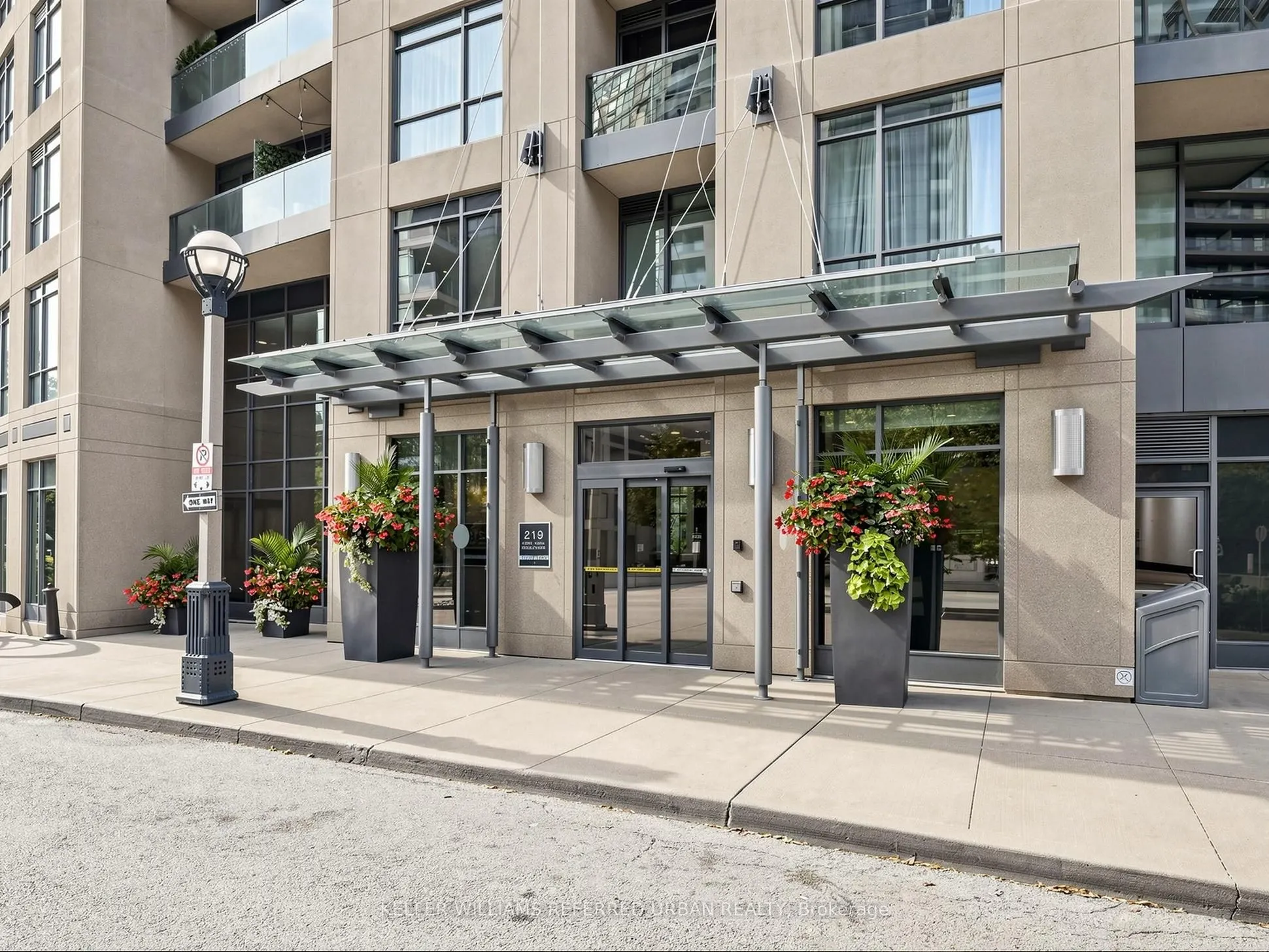 219 Fort York Boulevard #1009