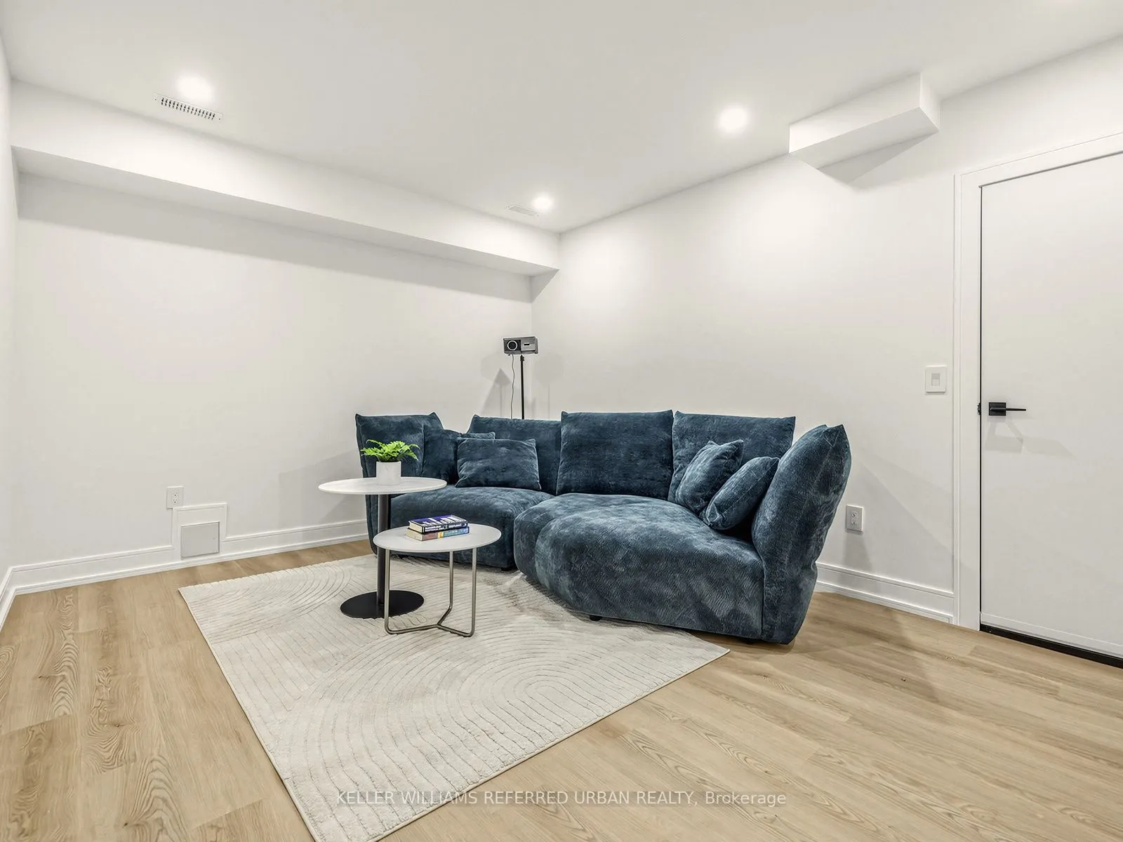 479 Cummer Avenue