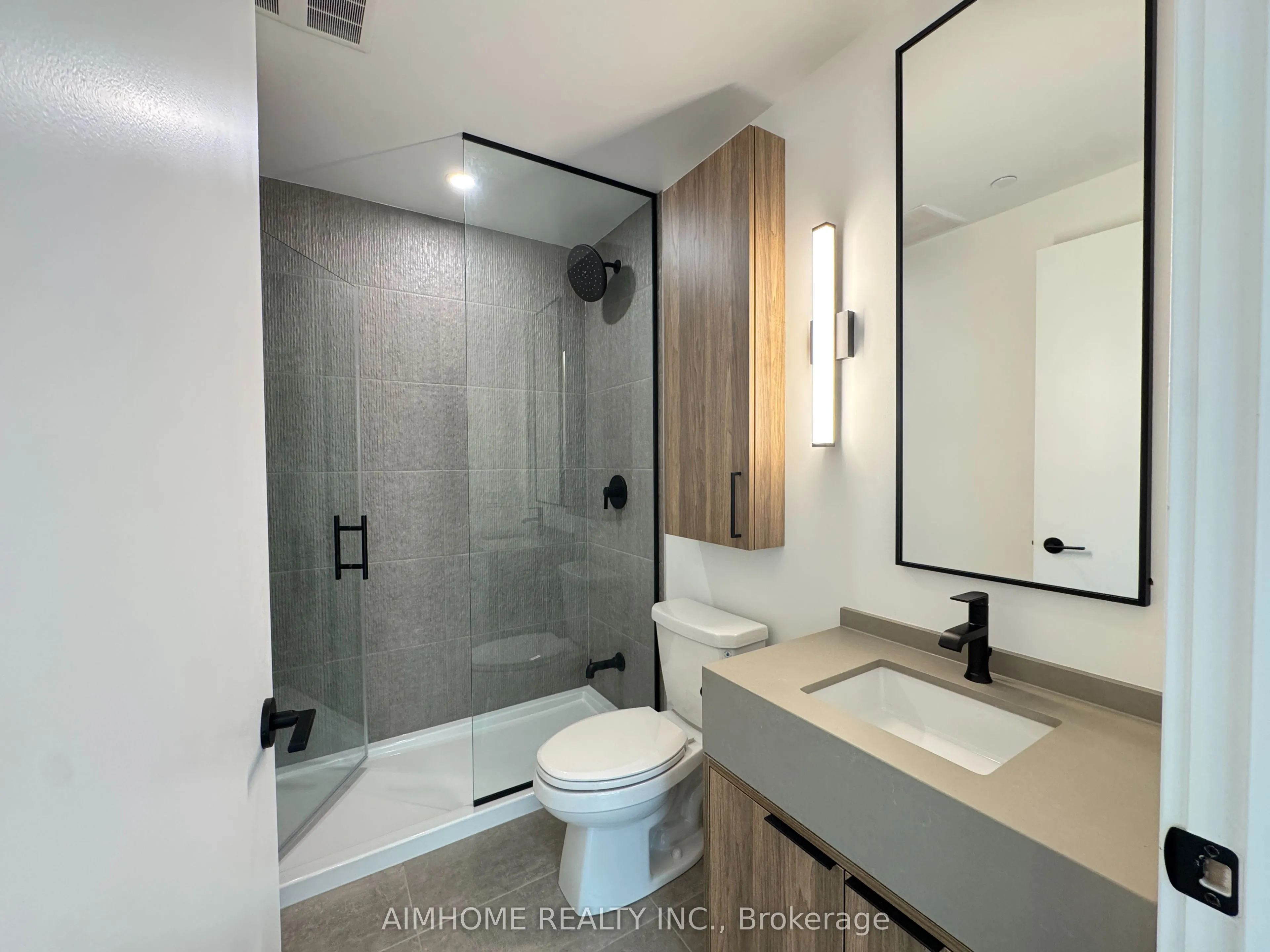 91 Montclair Avenue #1606