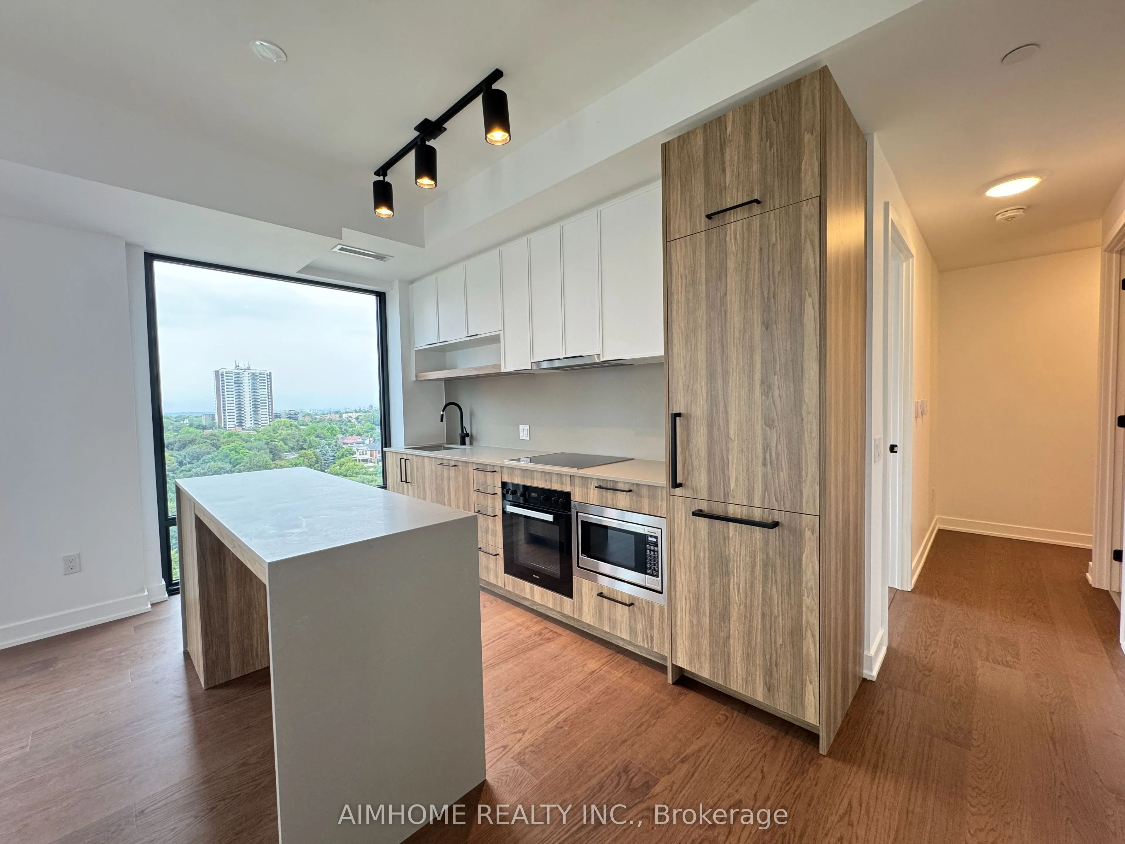 91 Montclair Avenue #1606