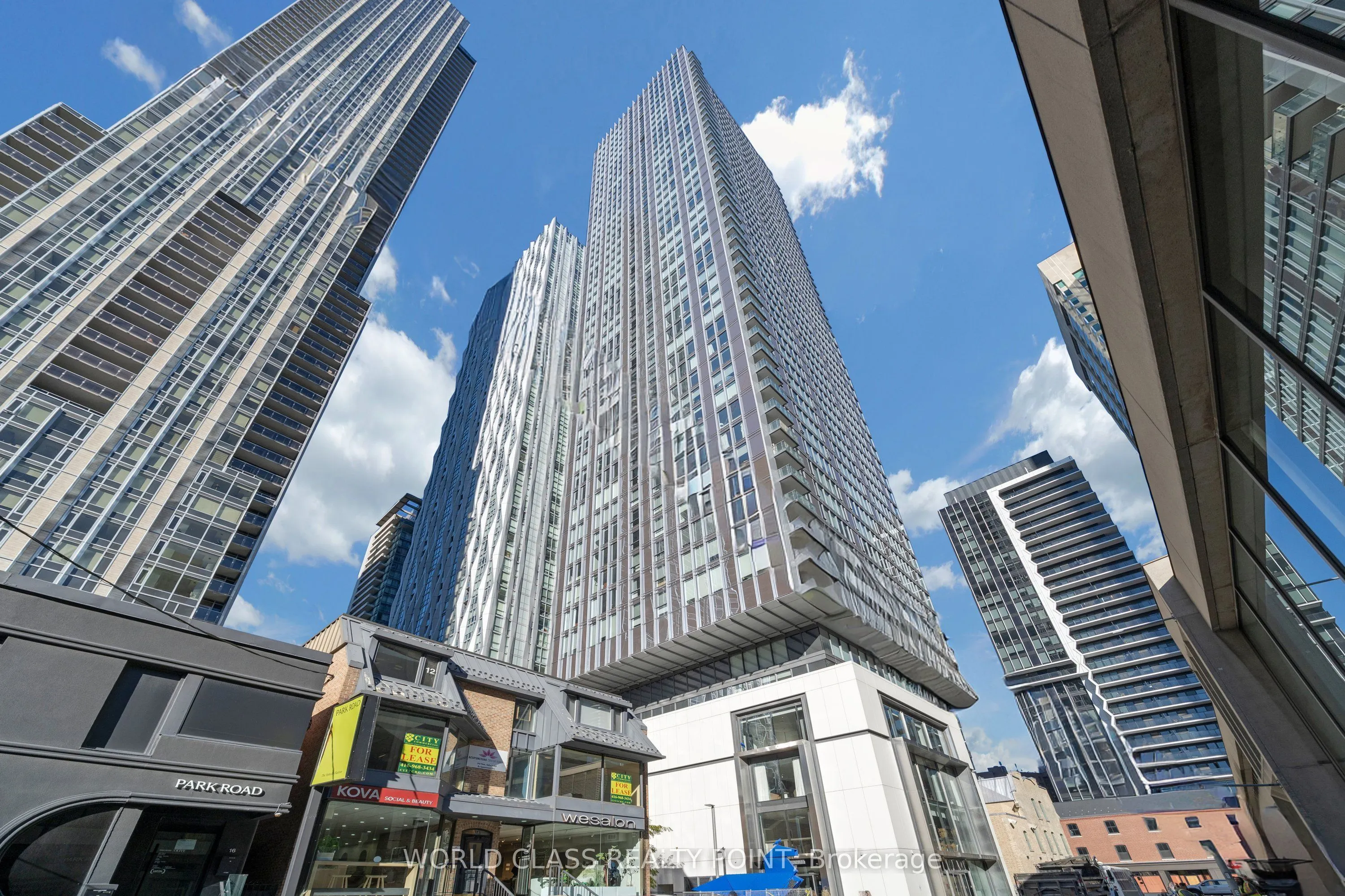 8 Cumberland Street #2404