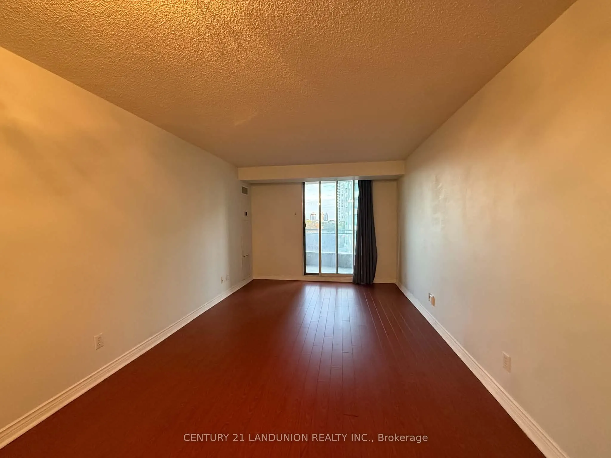 256 Doris Avenue #709