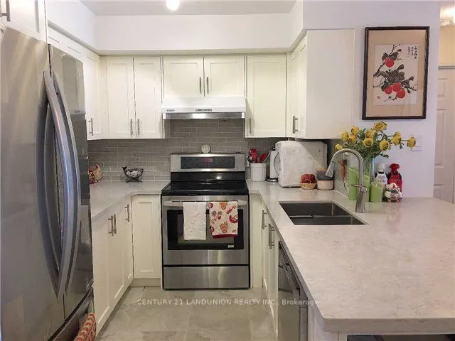 256 Doris Avenue #709