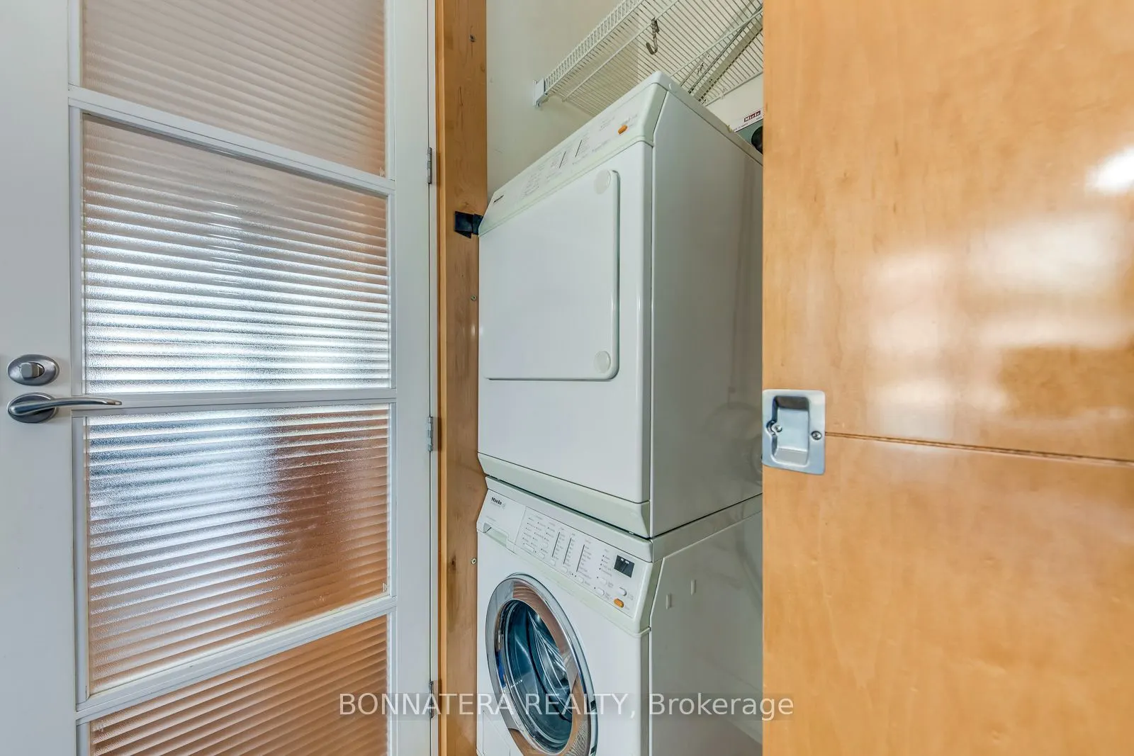 74 Spadina Road #402