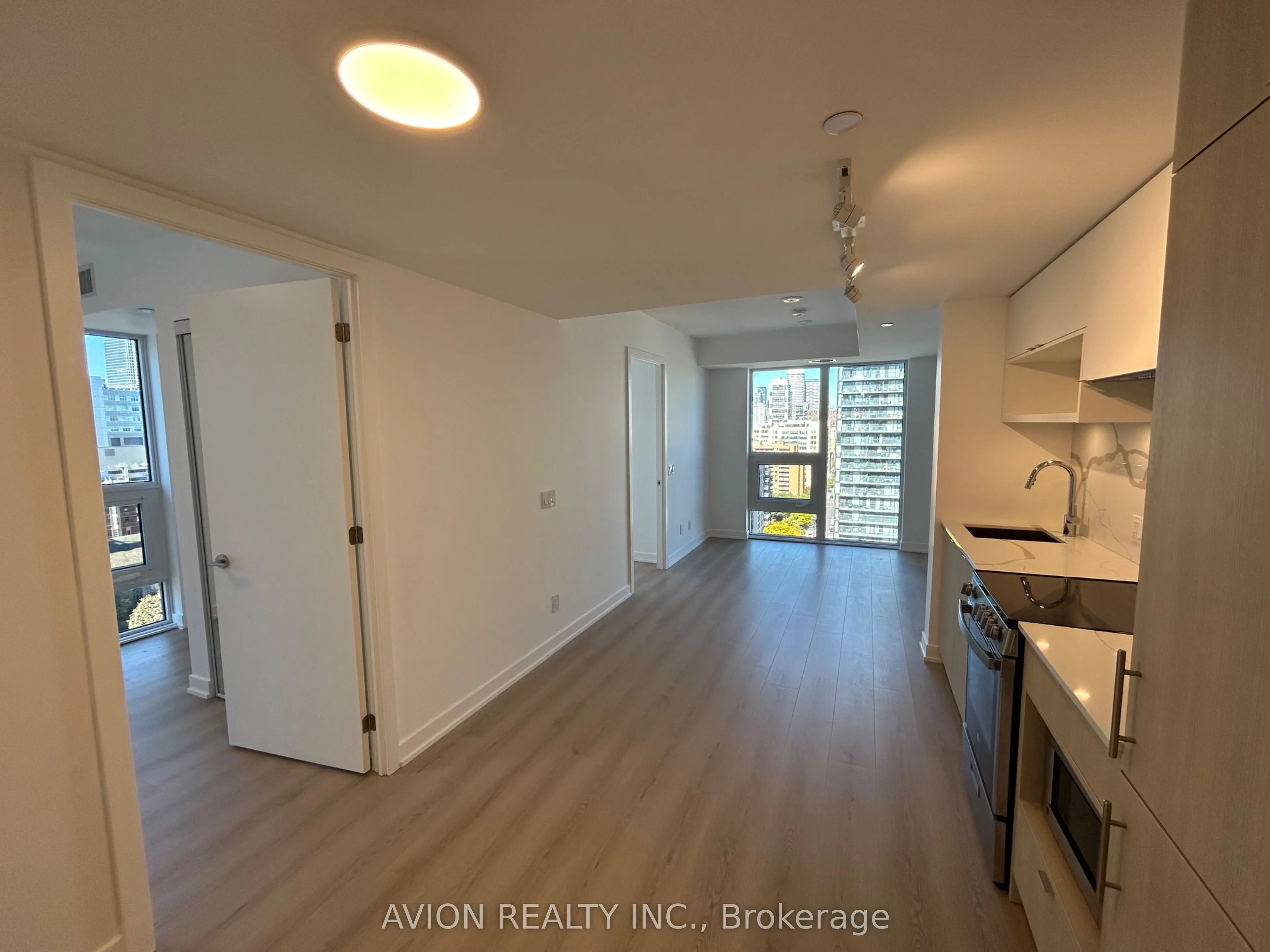 100 Queen Street E #2215