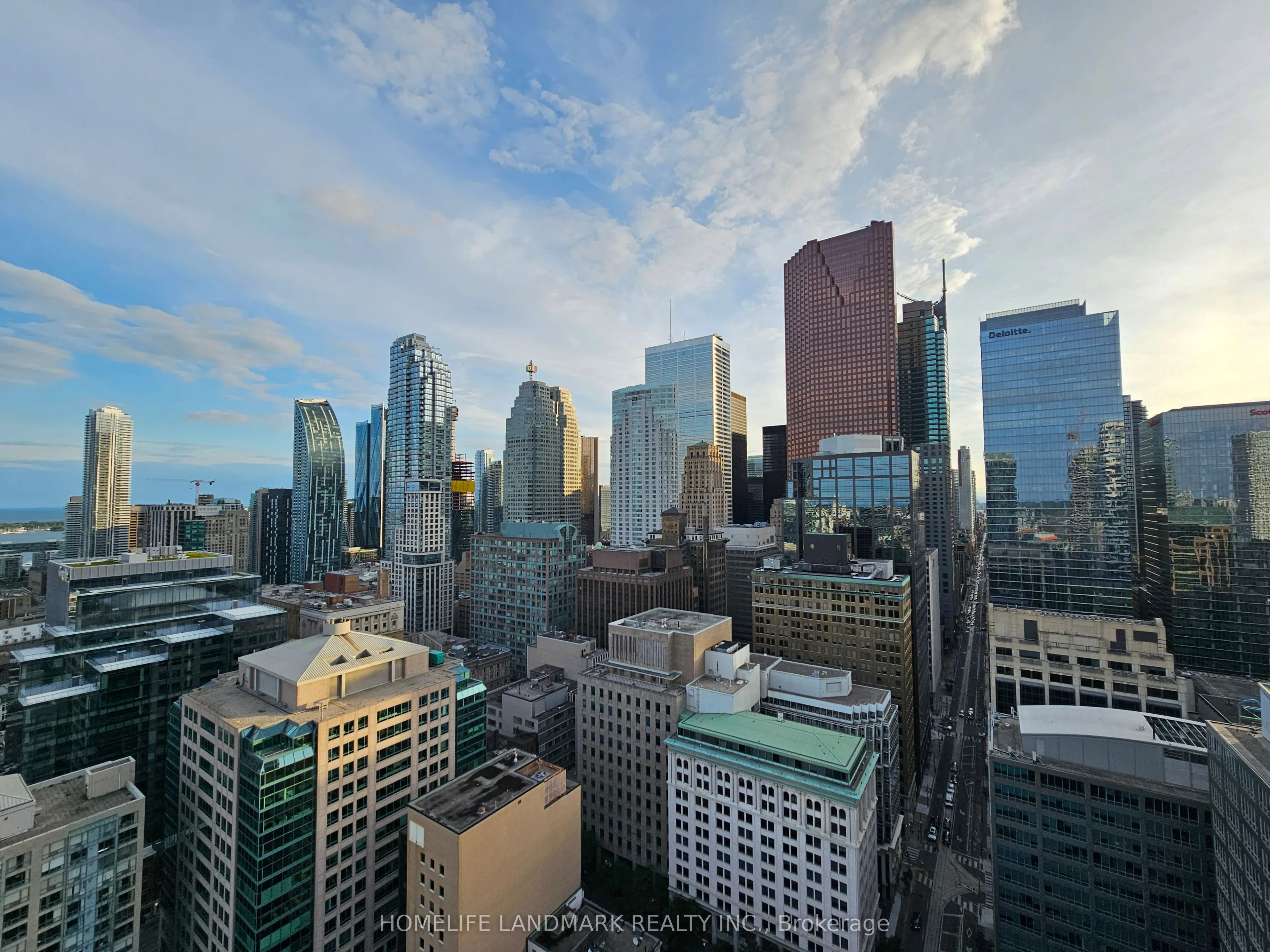 33 Lombard Street #3301